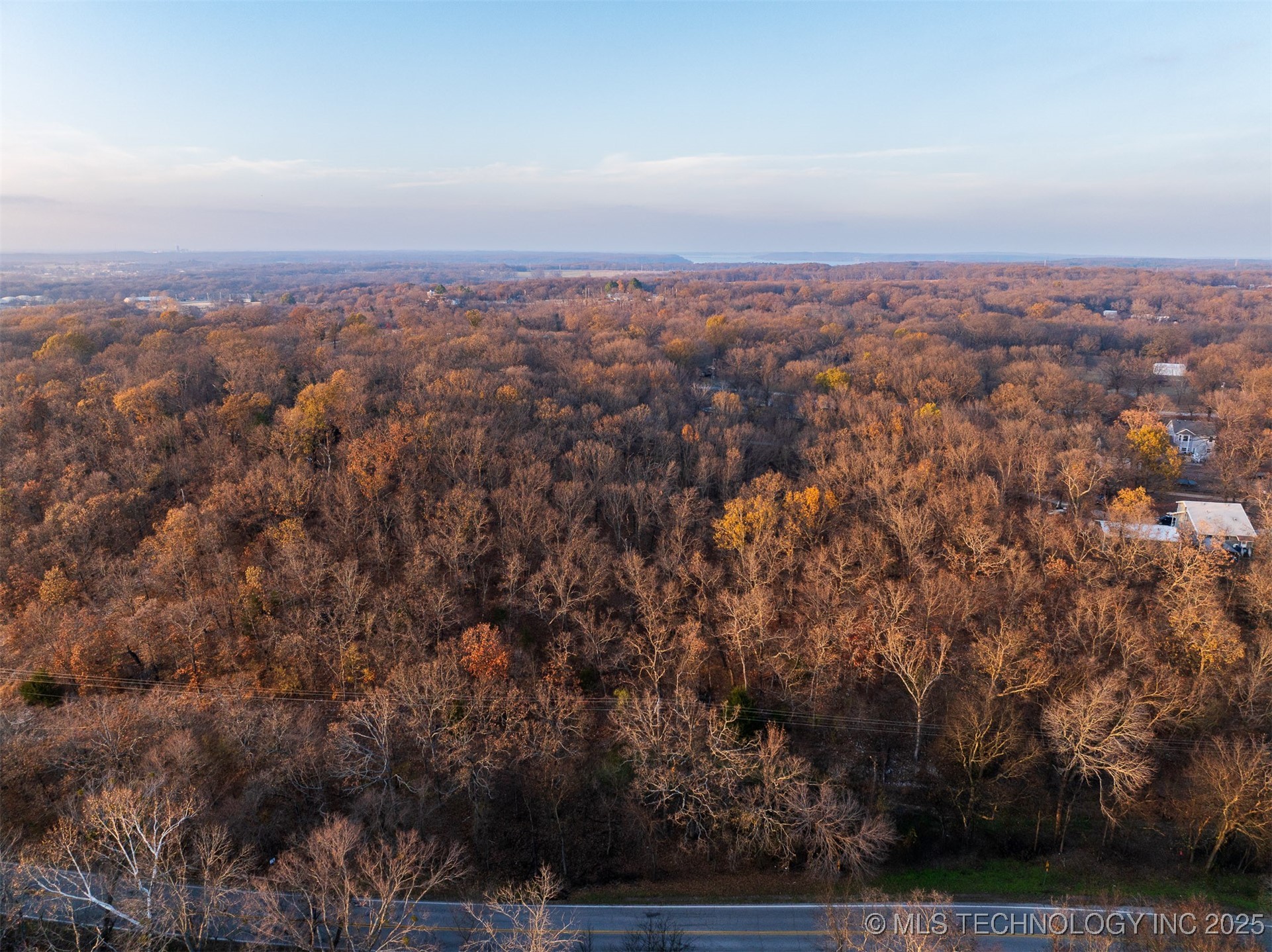 6594 E 563 Road Property Photo 34