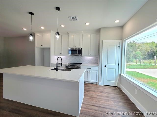 127 S Mclean Drive Property Photo 2