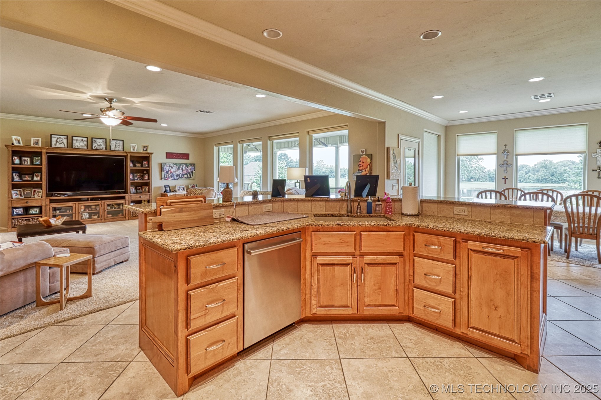 124 Walnut Ridge Property Photo 15