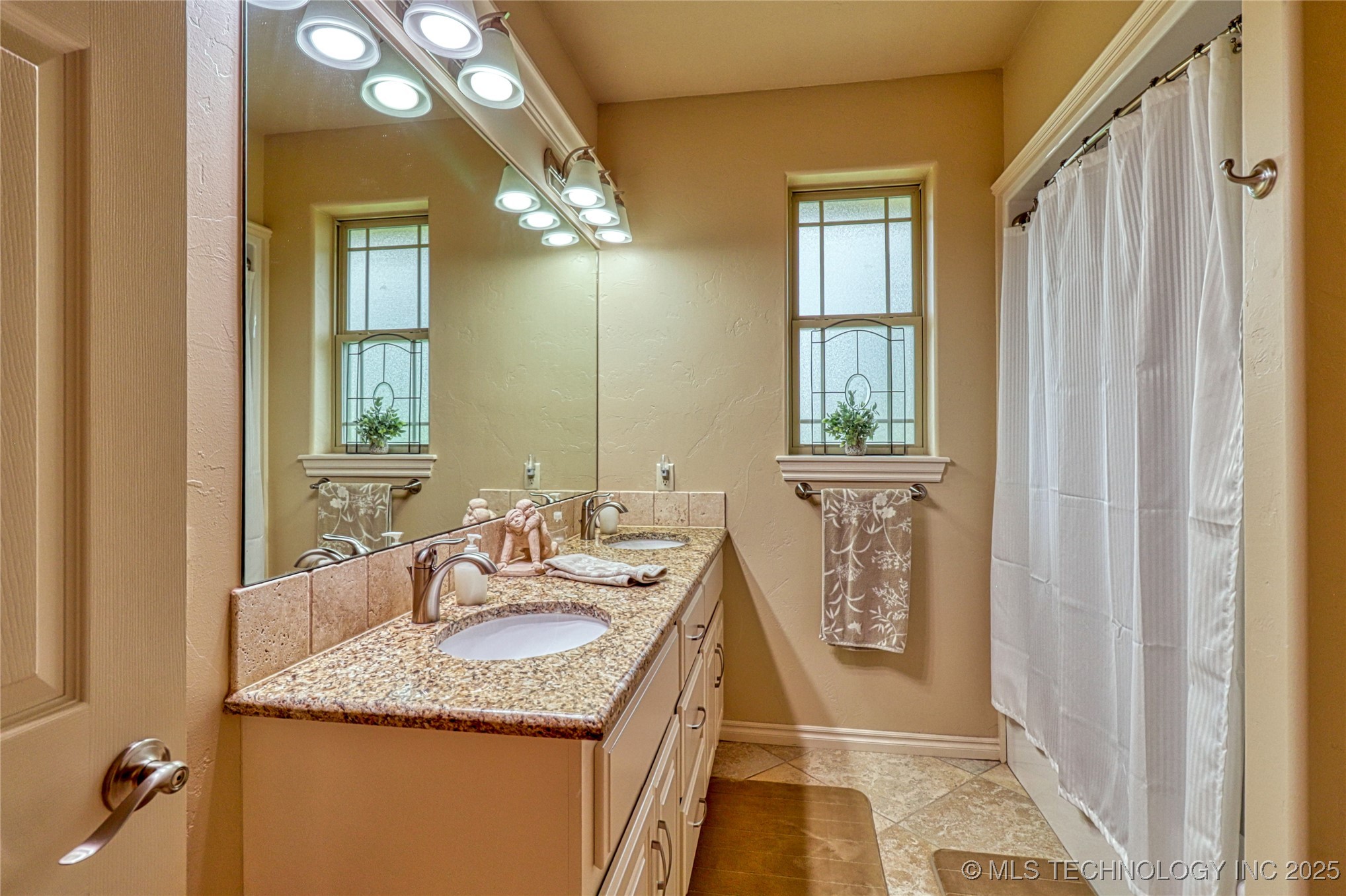 124 Walnut Ridge Property Photo 28