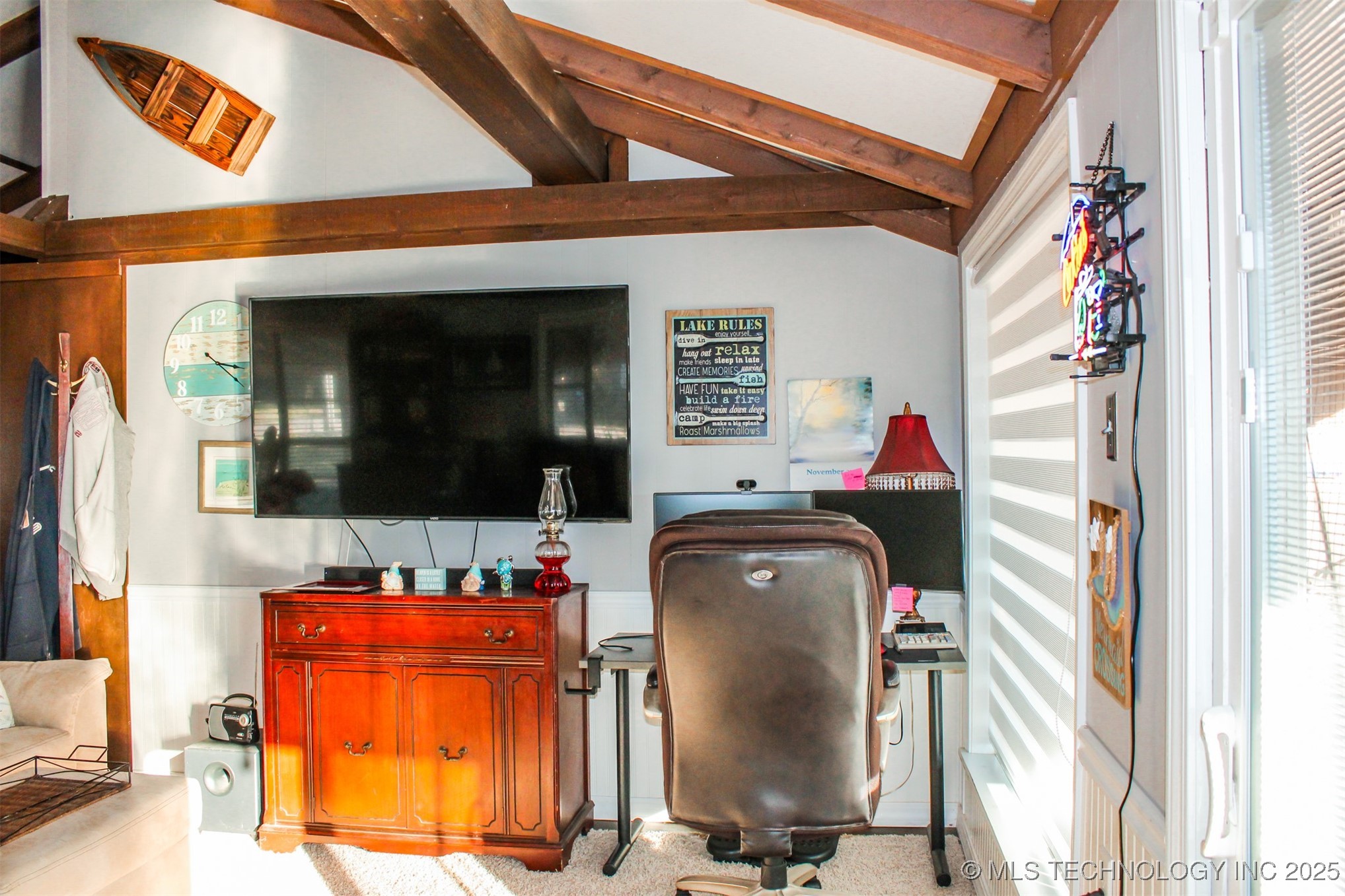 417082 E 1143 Road Property Photo 15