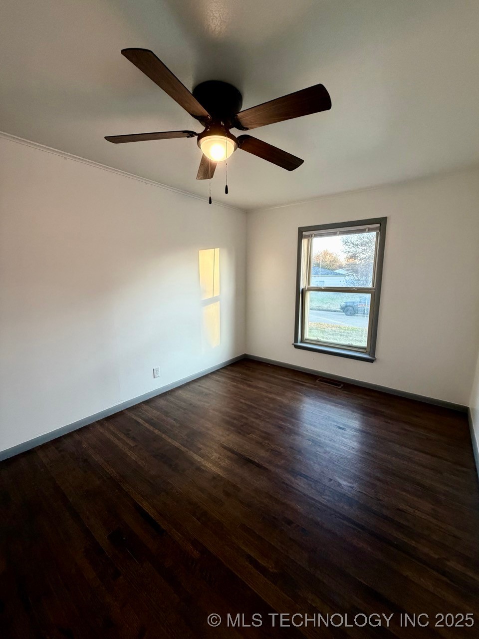 7609 E Oklahoma Place Property Photo 10