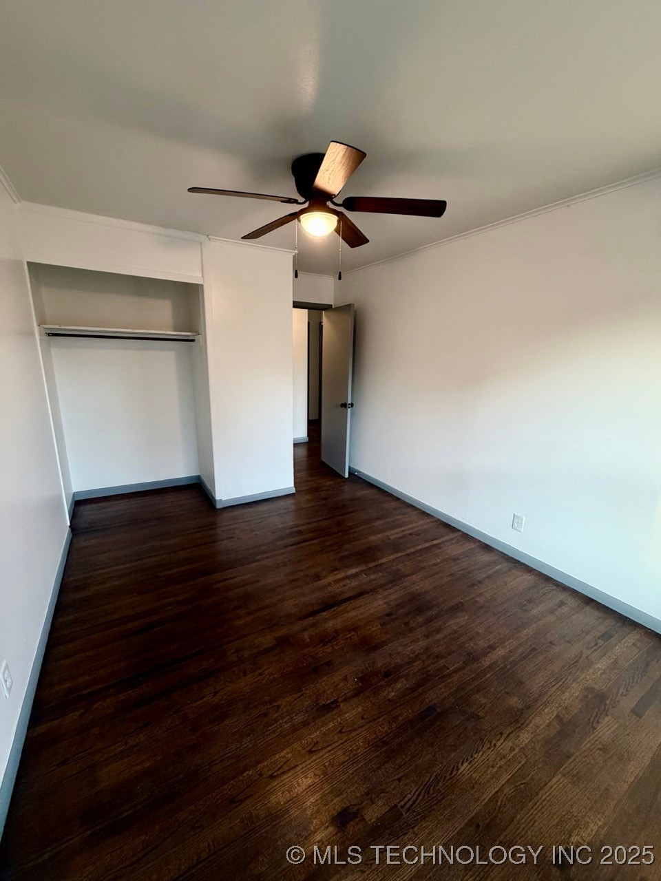 7609 E Oklahoma Place Property Photo 11