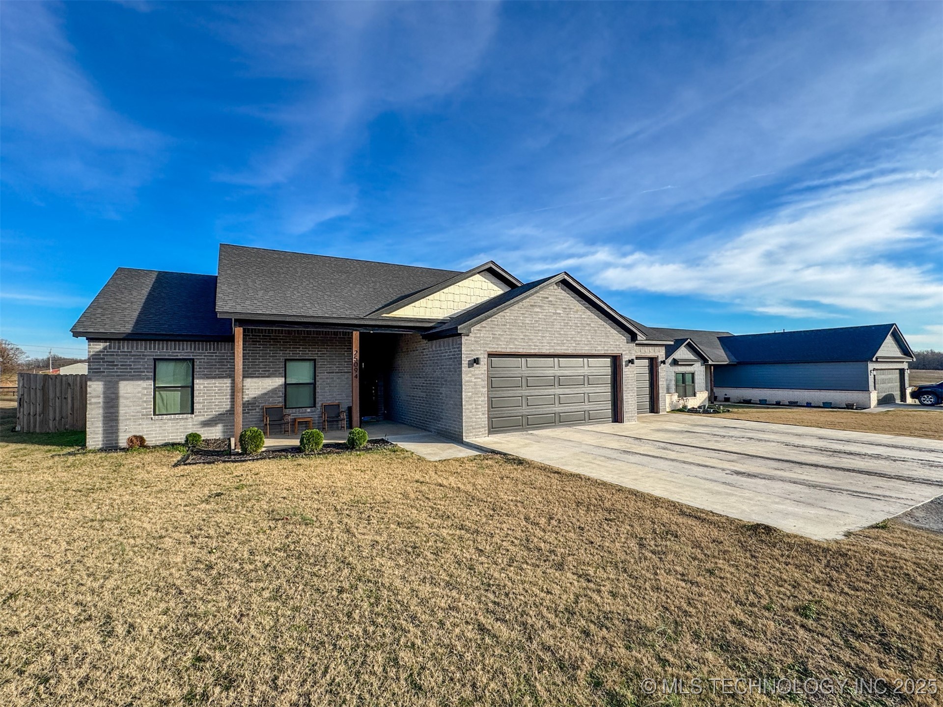 25094 S 519 Road Property Photo 2