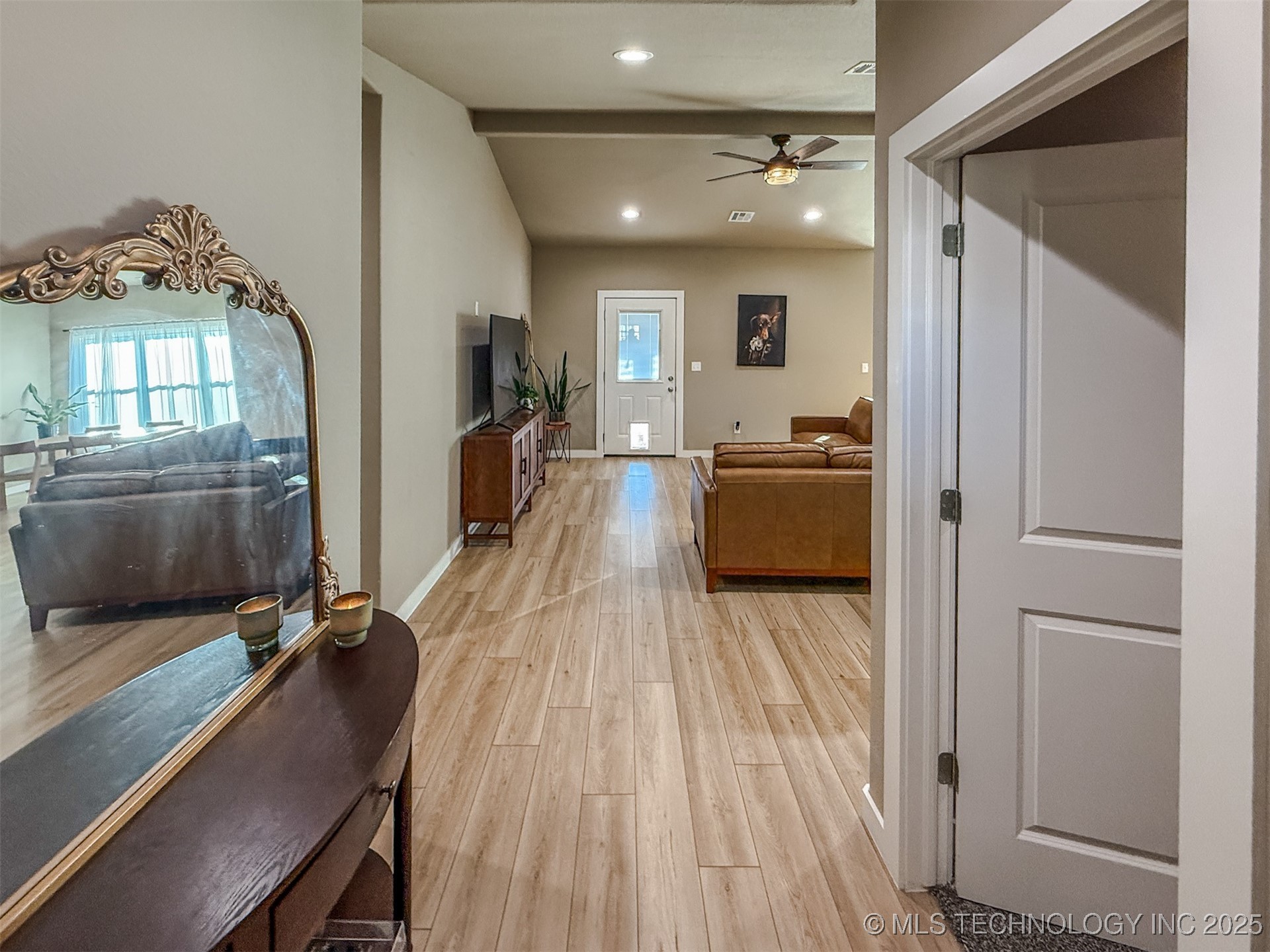 25094 S 519 Road Property Photo 7