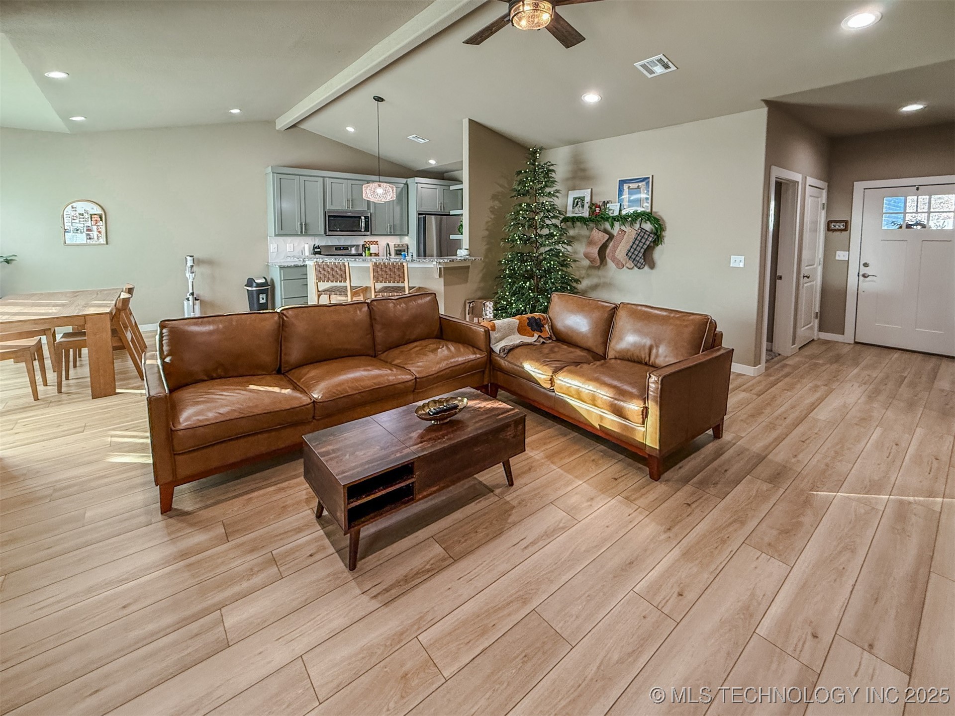 25094 S 519 Road Property Photo 11