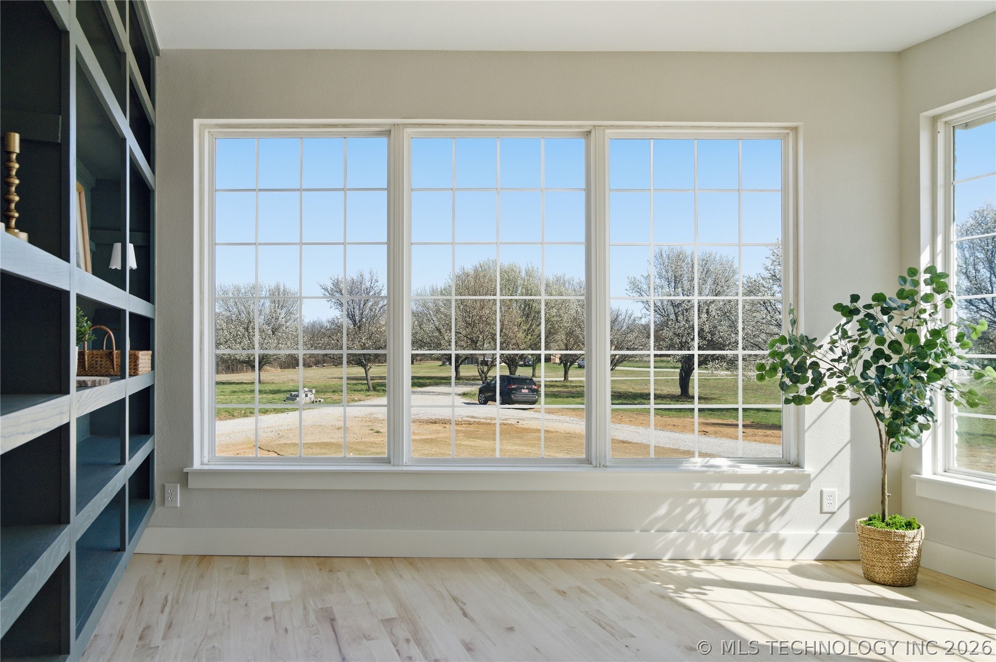 4675 Albert Road Property Photo 11