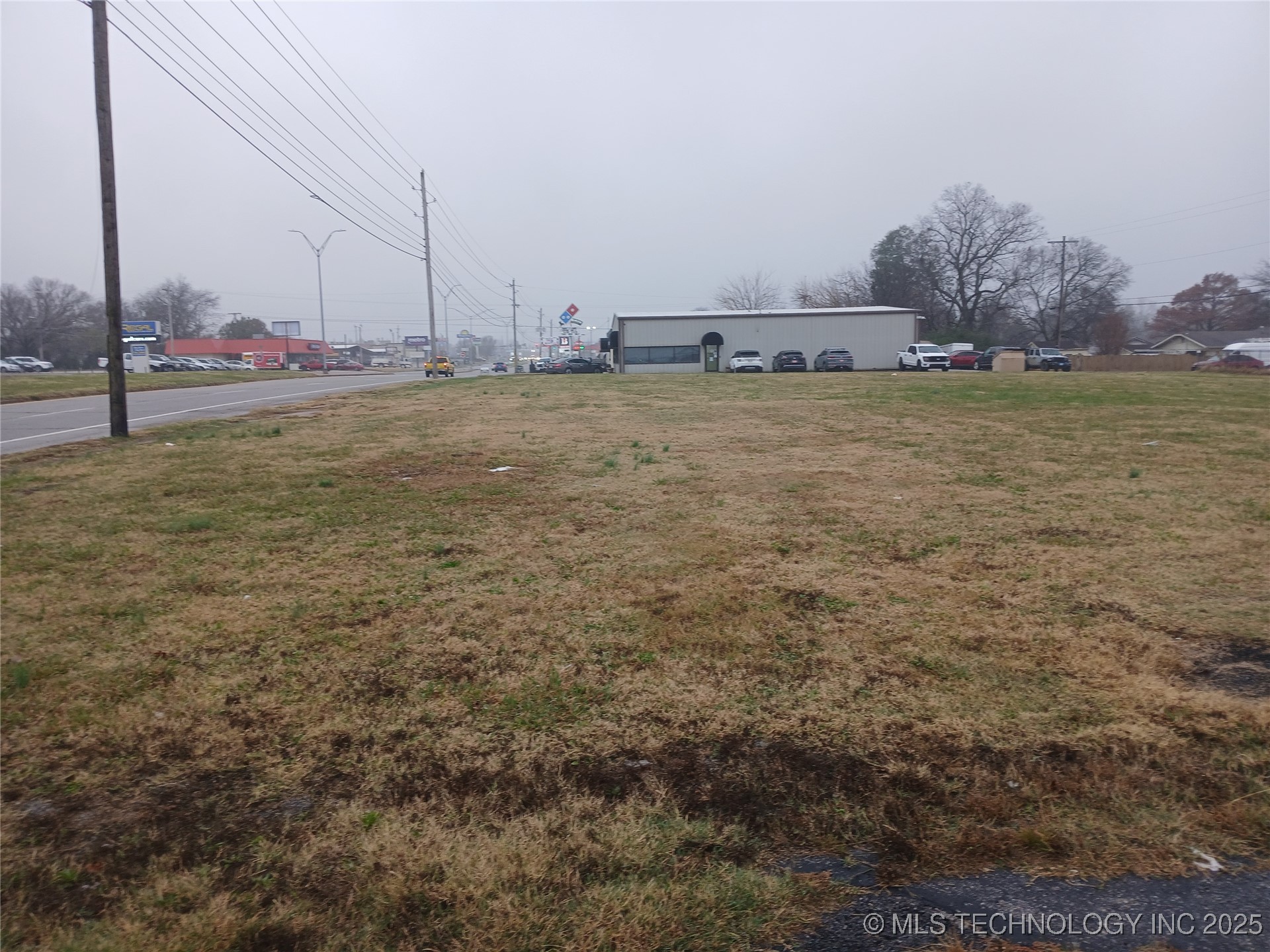 1000 S Wood Drive Property Photo 17