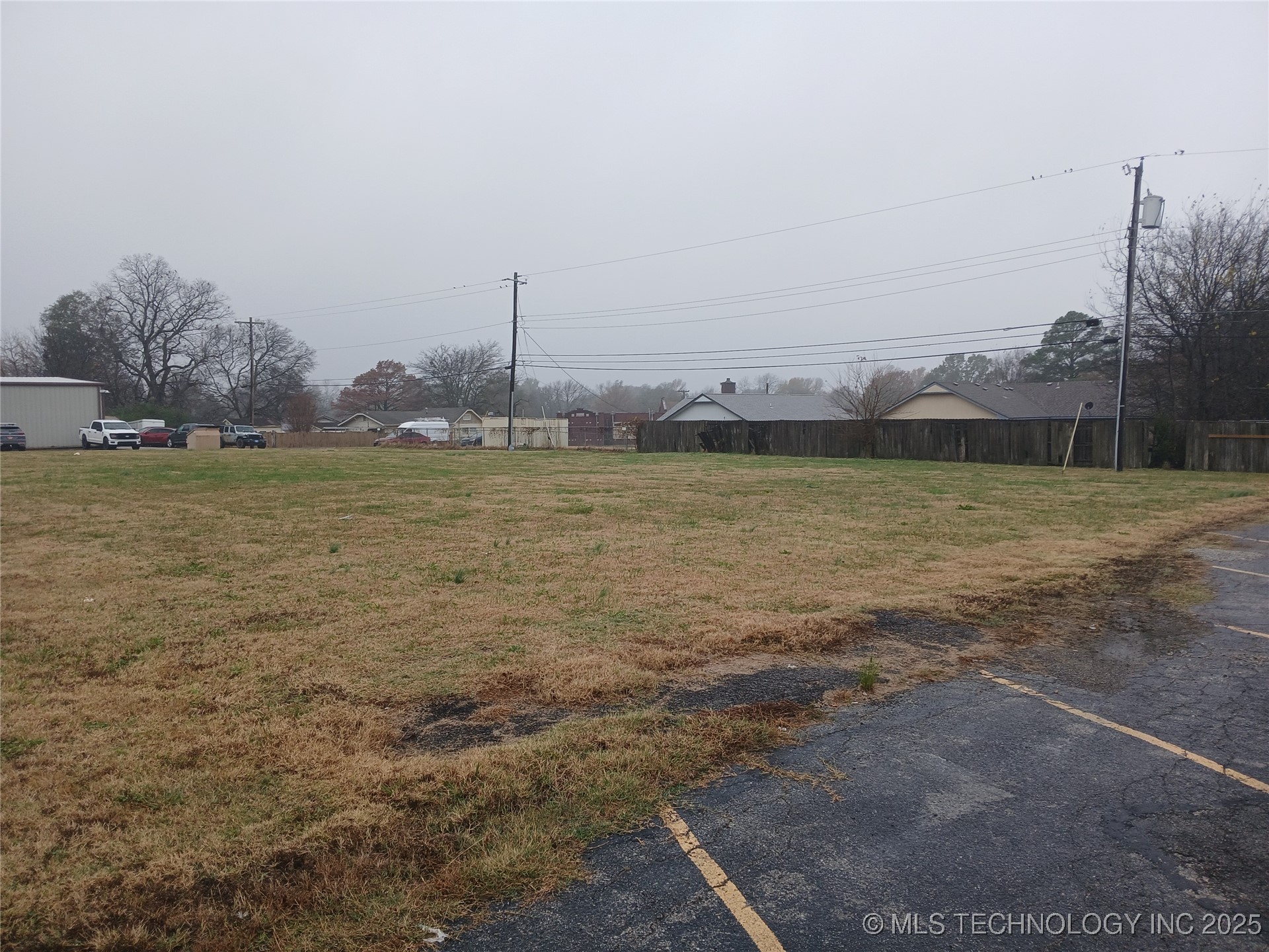 1000 S Wood Drive Property Photo 18