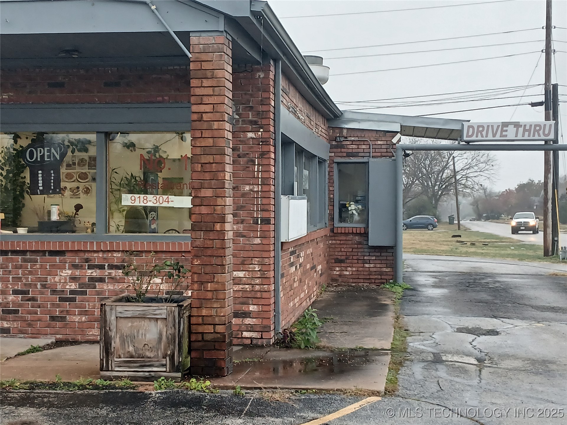 1000 S Wood Drive Property Photo 19