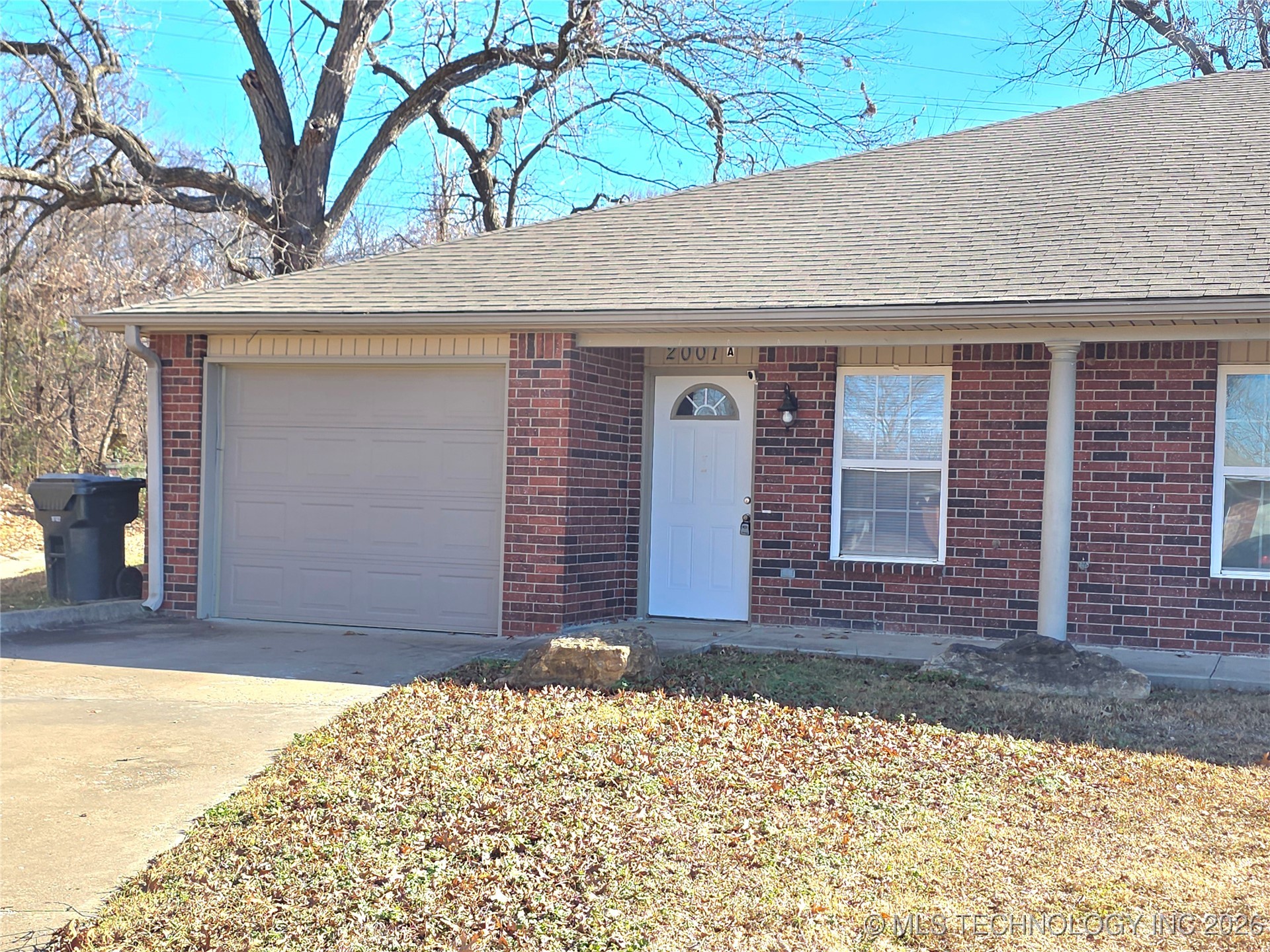 2001 Fall Court A Property Photo 1