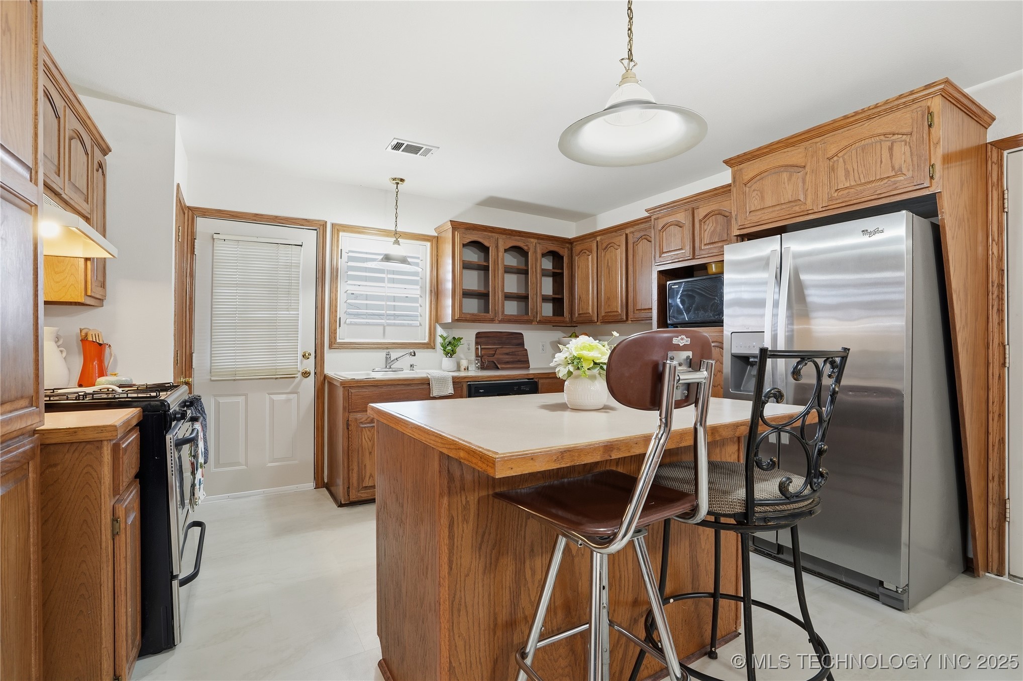 1417 E Oak Street Property Photo 14