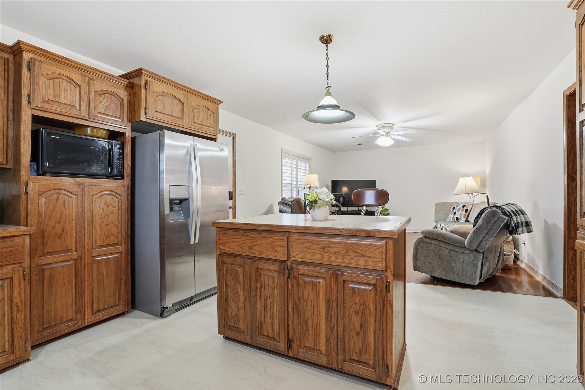 1417 E Oak Street Property Photo 17