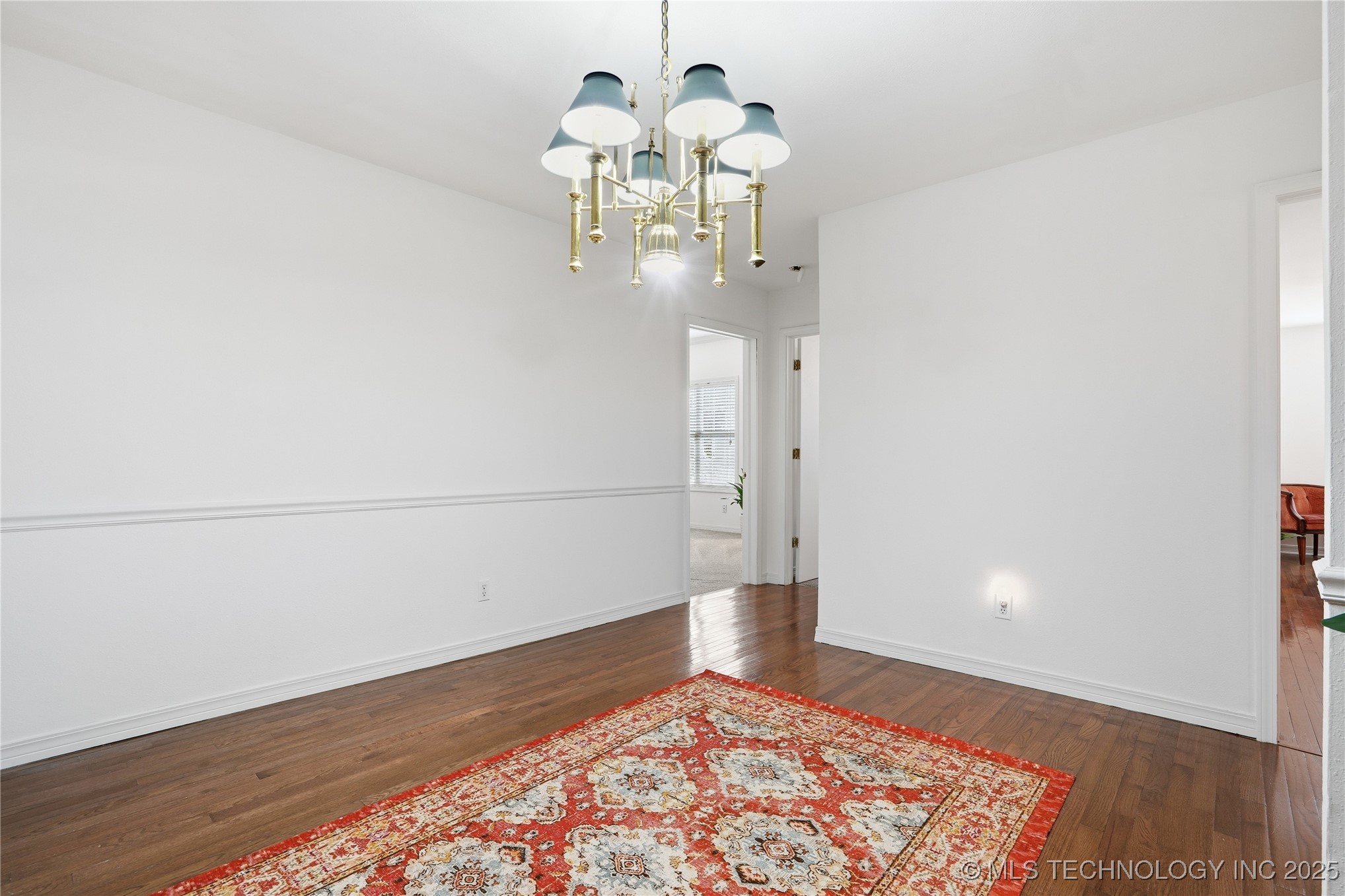 1417 E Oak Street Property Photo 21