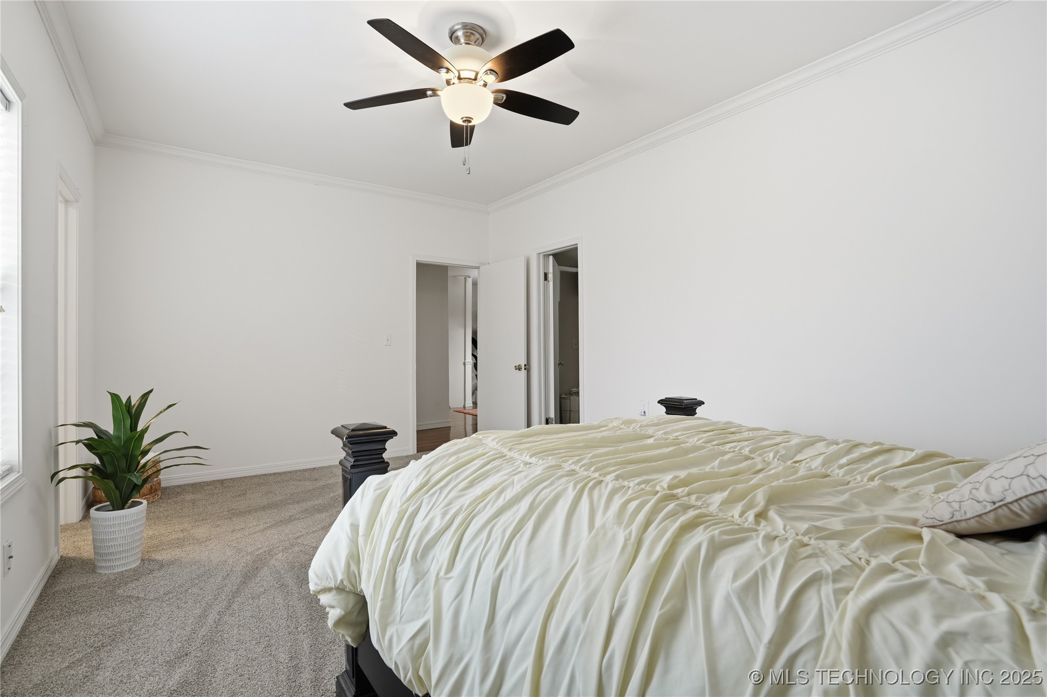 1417 E Oak Street Property Photo 25