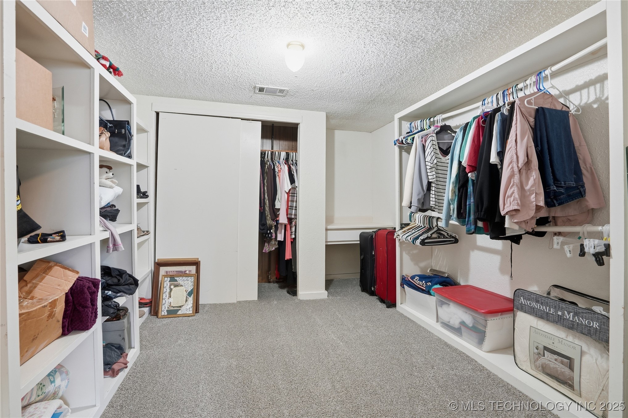 1417 E Oak Street Property Photo 28