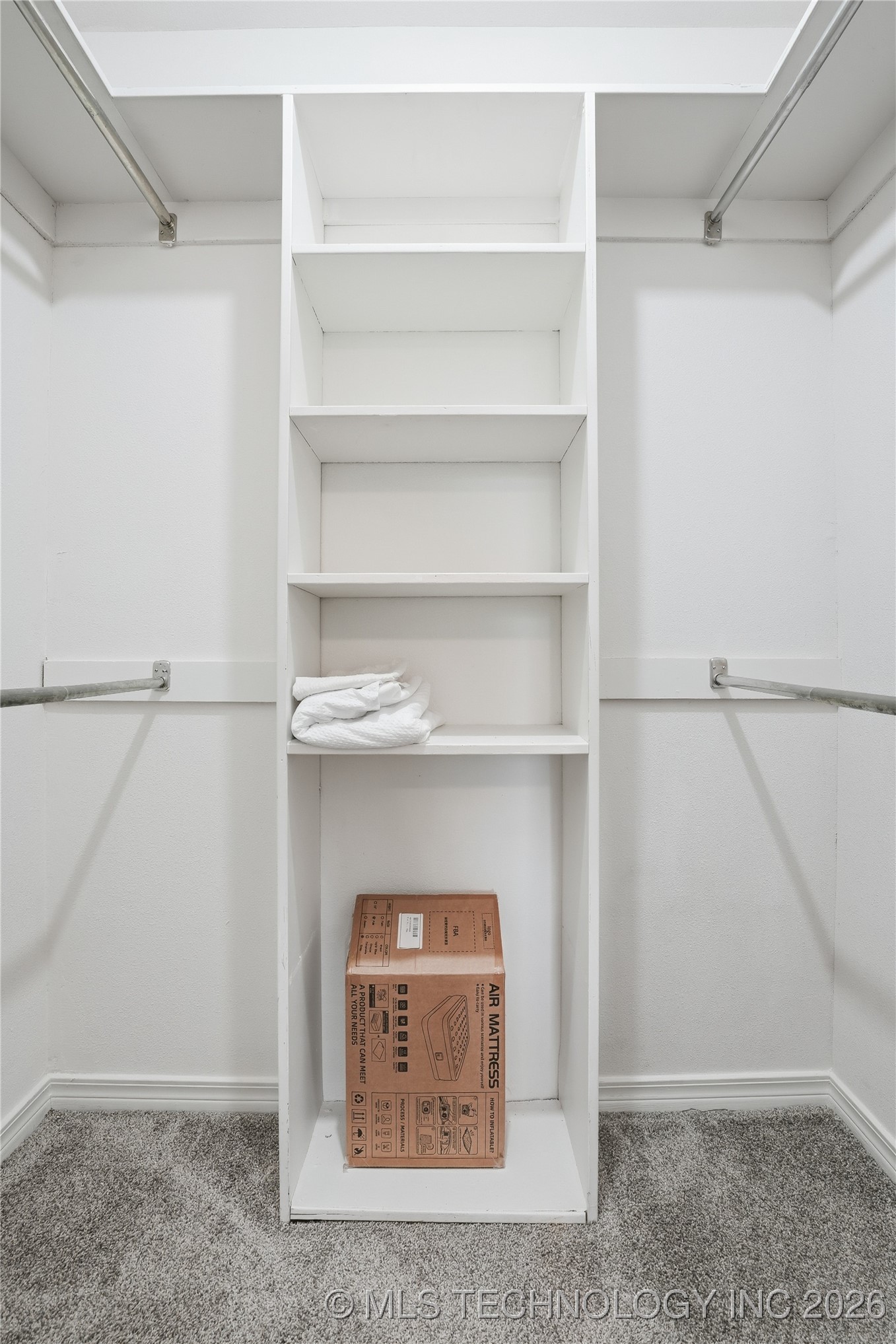 1417 E Oak Street Property Photo 38