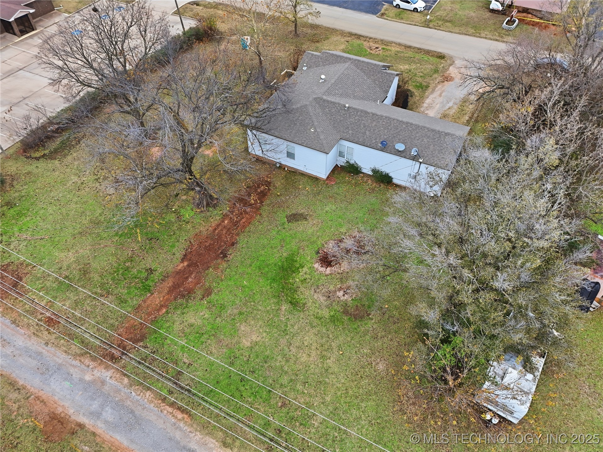 1417 E Oak Street Property Photo 46