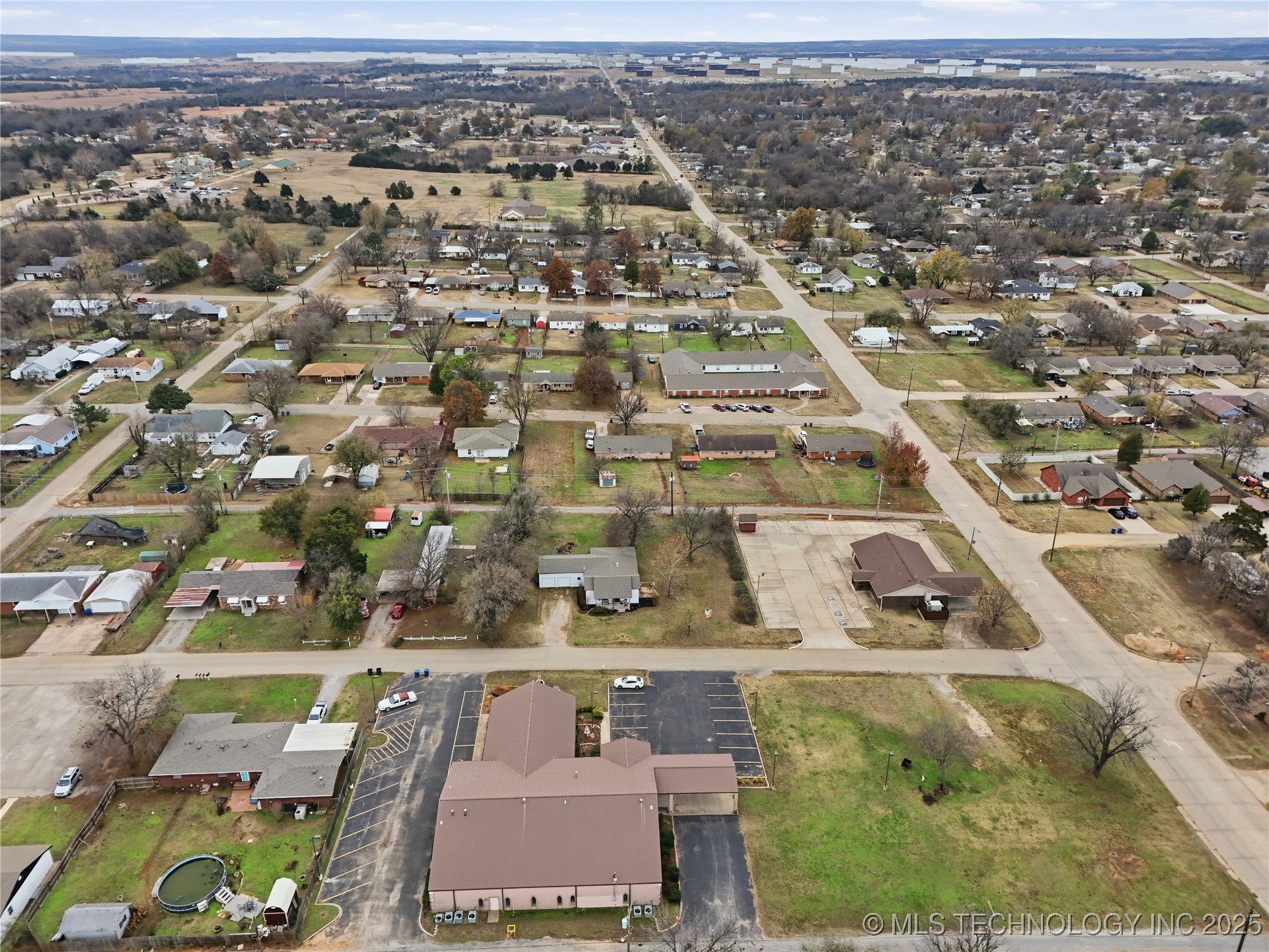 1417 E Oak Street Property Photo 49