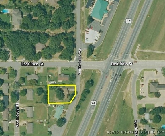 502 S Cedar Avenue Property Photo 10