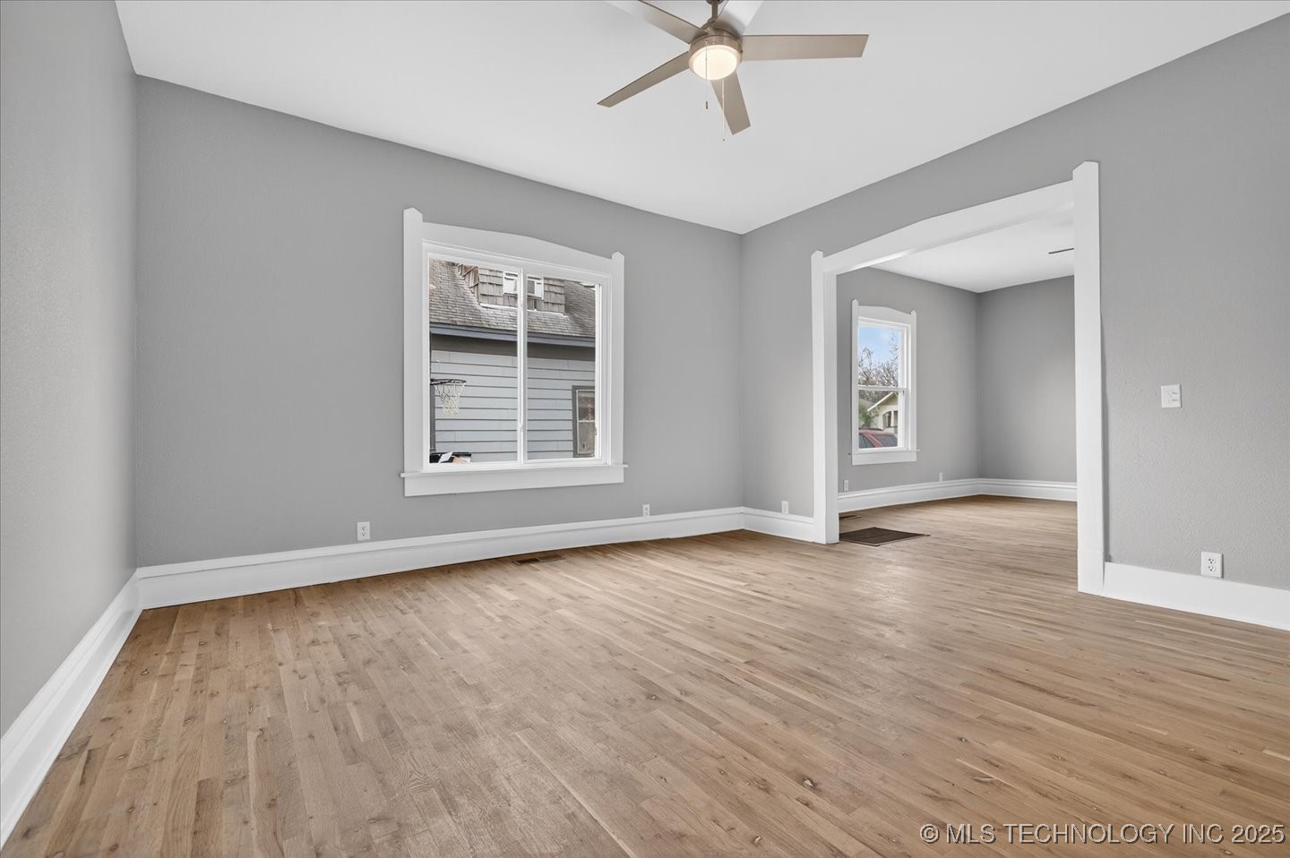 1000 Sw Jennings Avenue Property Photo 14