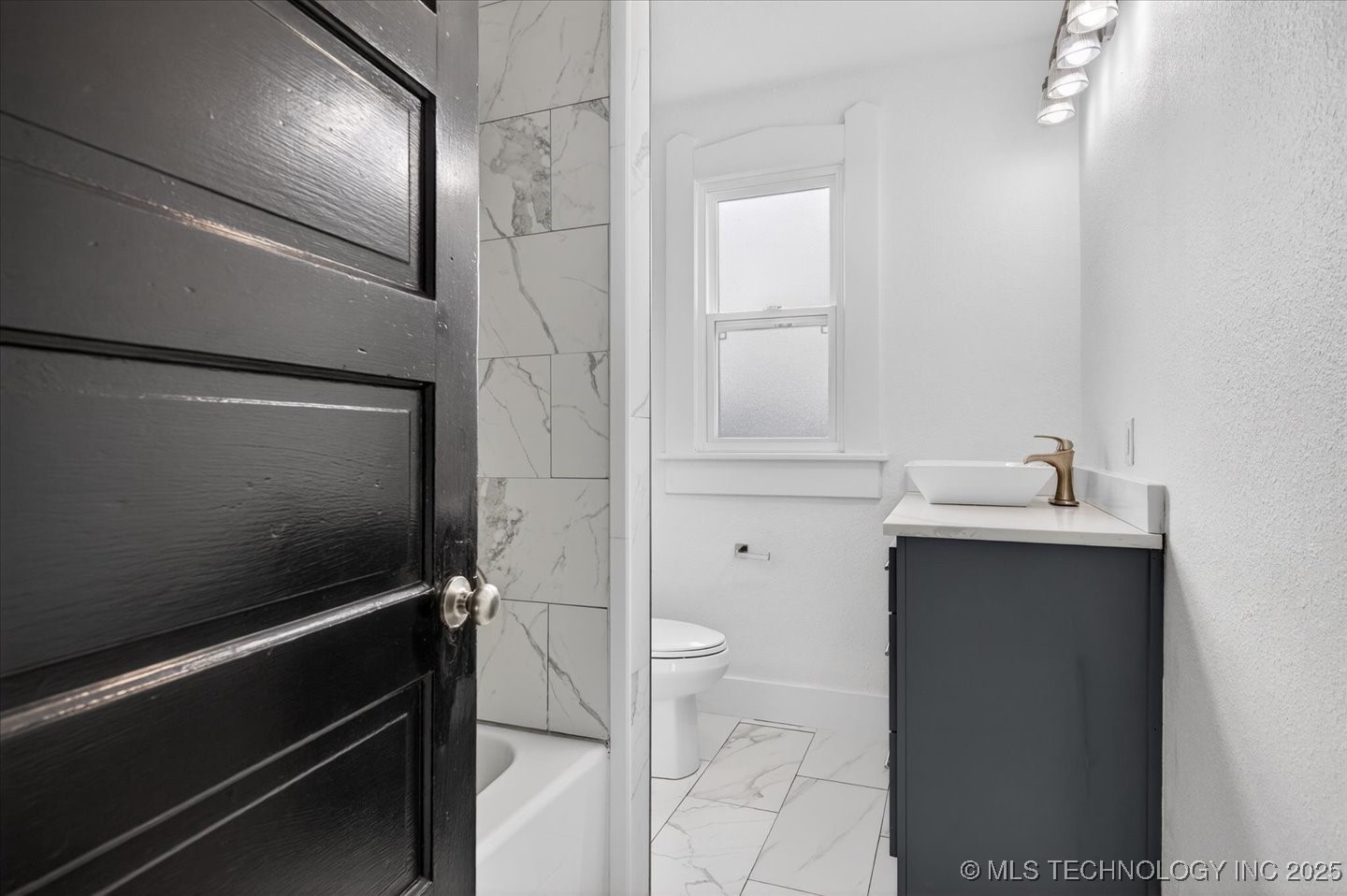 1000 Sw Jennings Avenue Property Photo 17