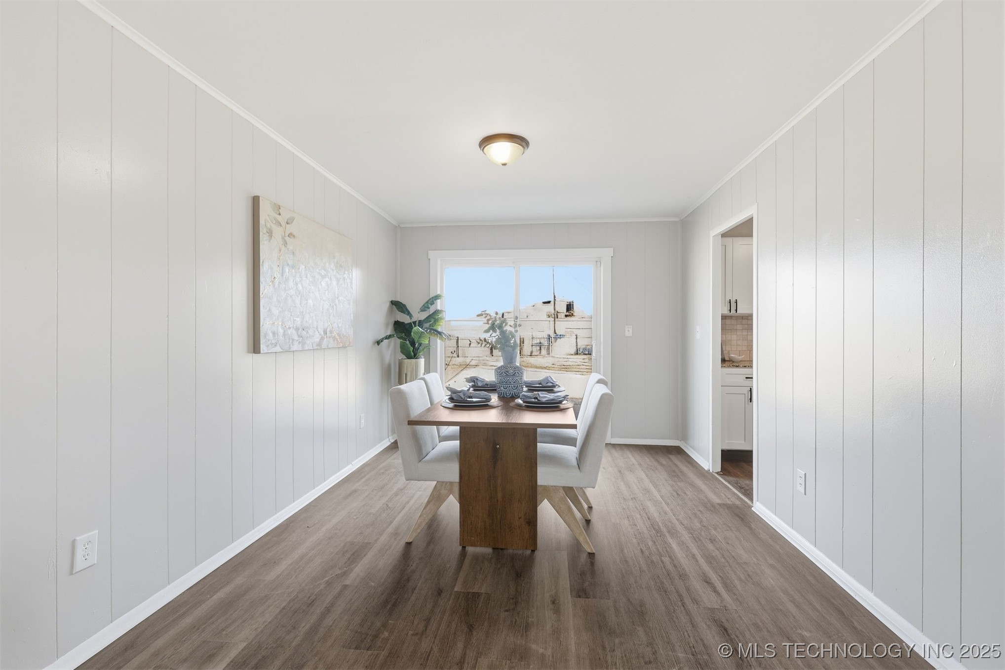 2129 S 103rd East Avenue Property Photo 6