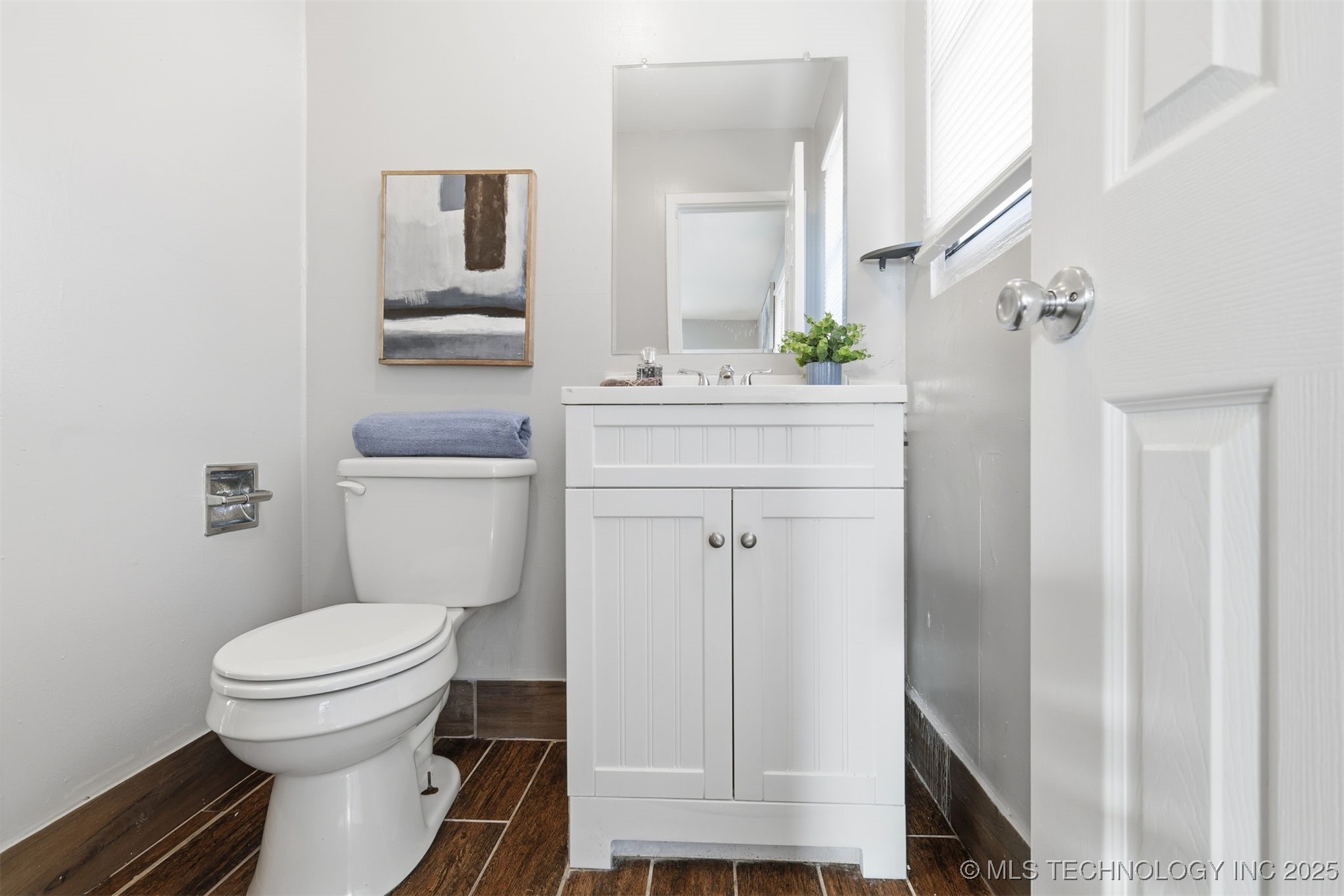 2129 S 103rd East Avenue Property Photo 8