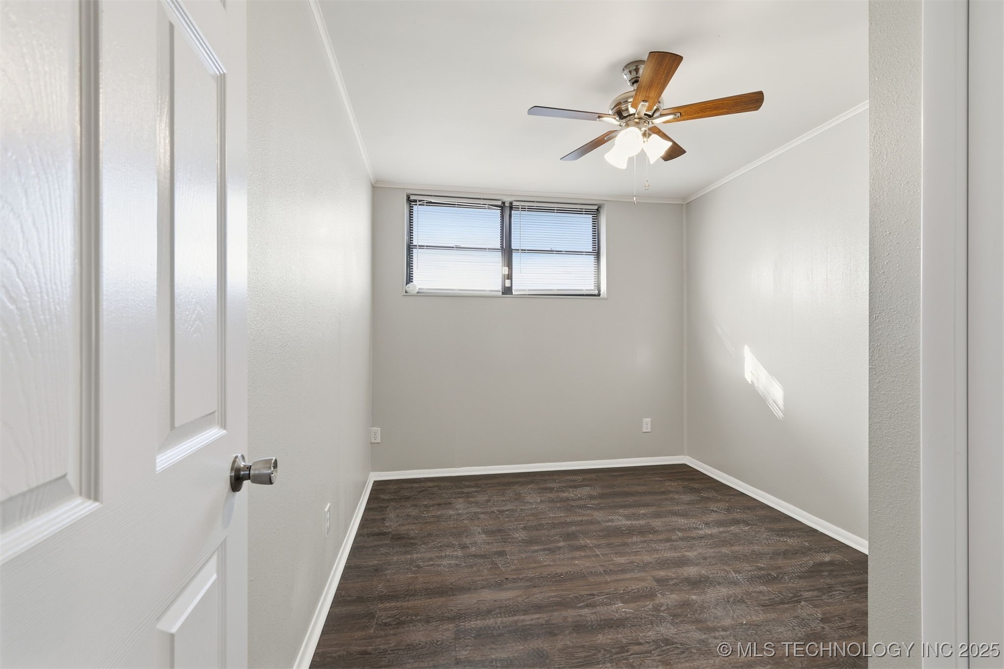 2129 S 103rd East Avenue Property Photo 15