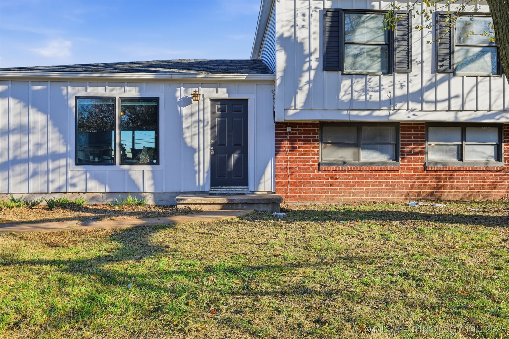 2129 S 103rd East Avenue Property Photo 16