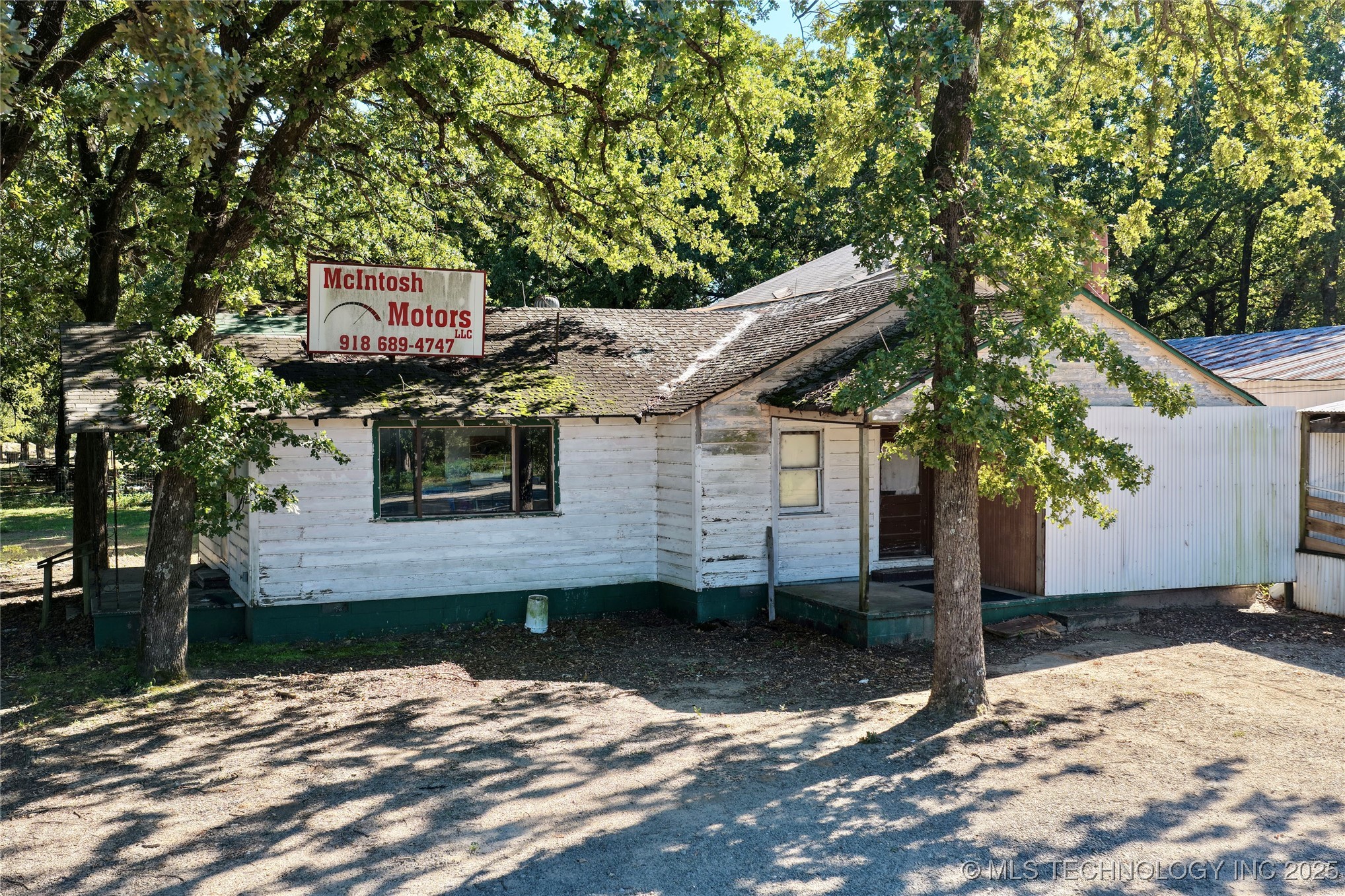 418646 Texanna Road Property Photo 4