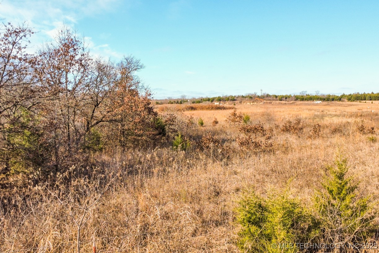 100 S 433rd West Avenue Property Photo 2