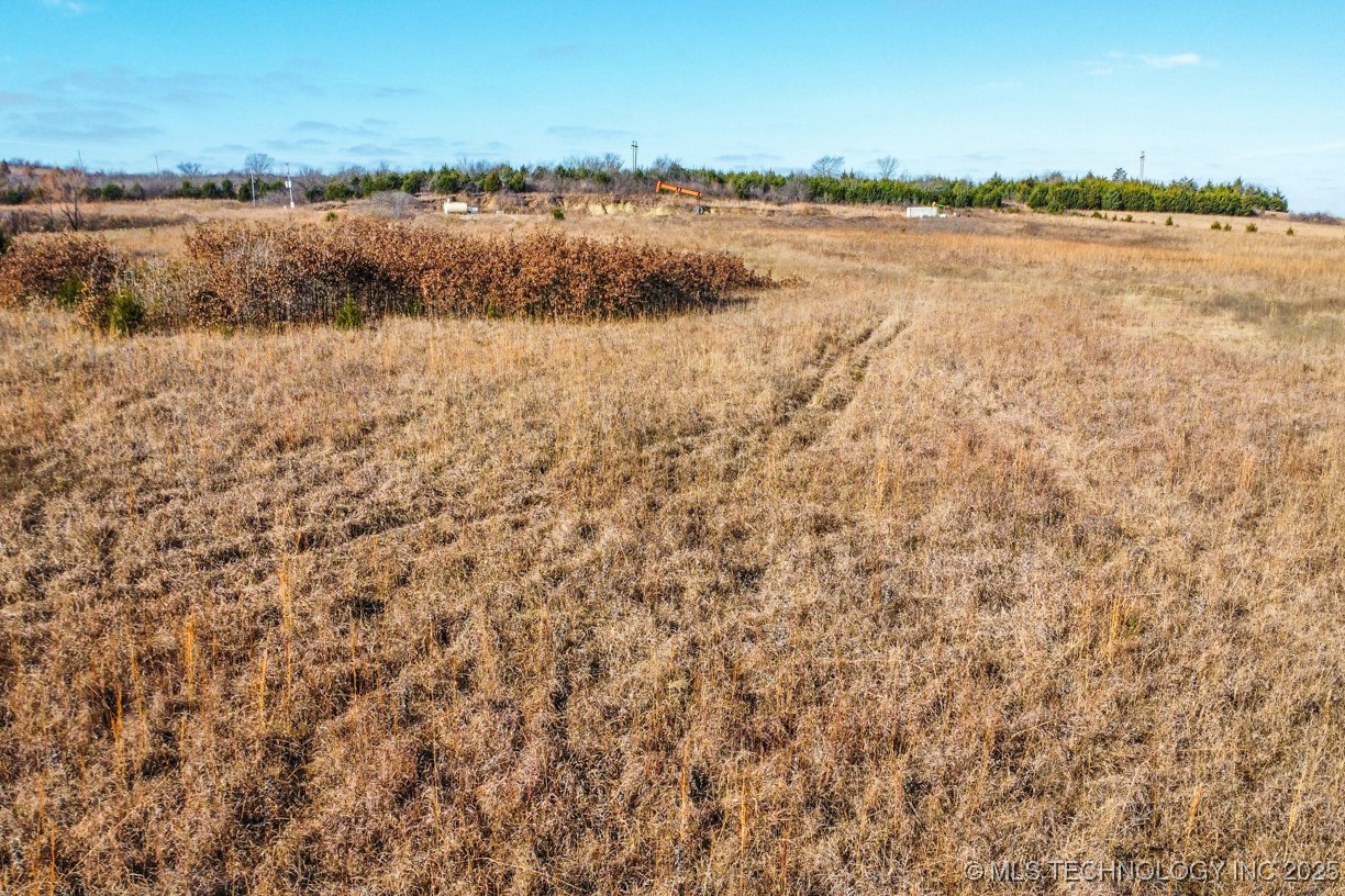 100 S 433rd West Avenue Property Photo 16