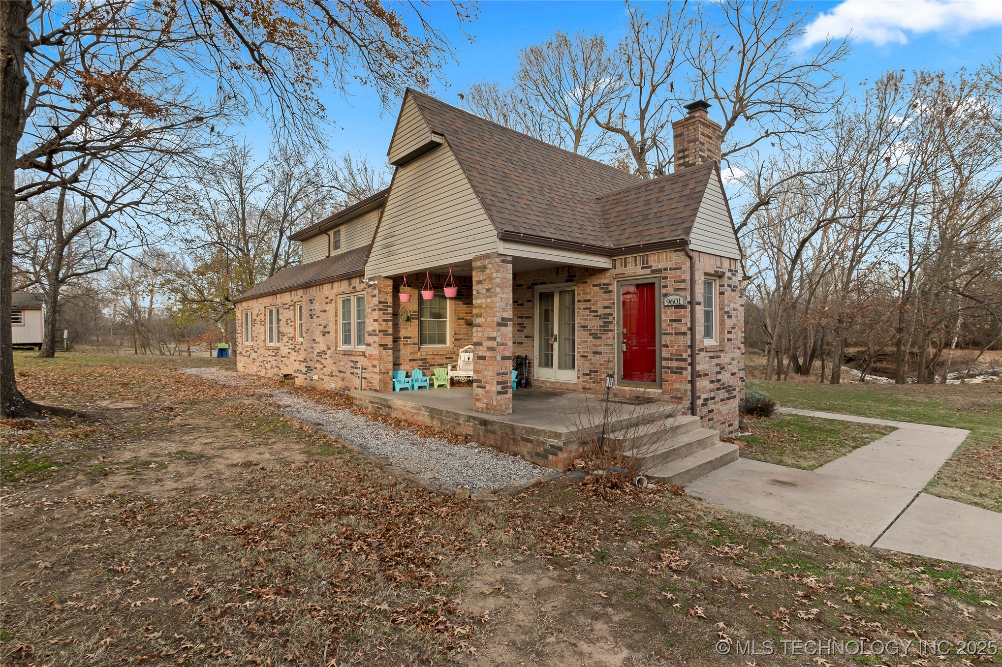 9601 N 89th East Avenue Property Photo 2