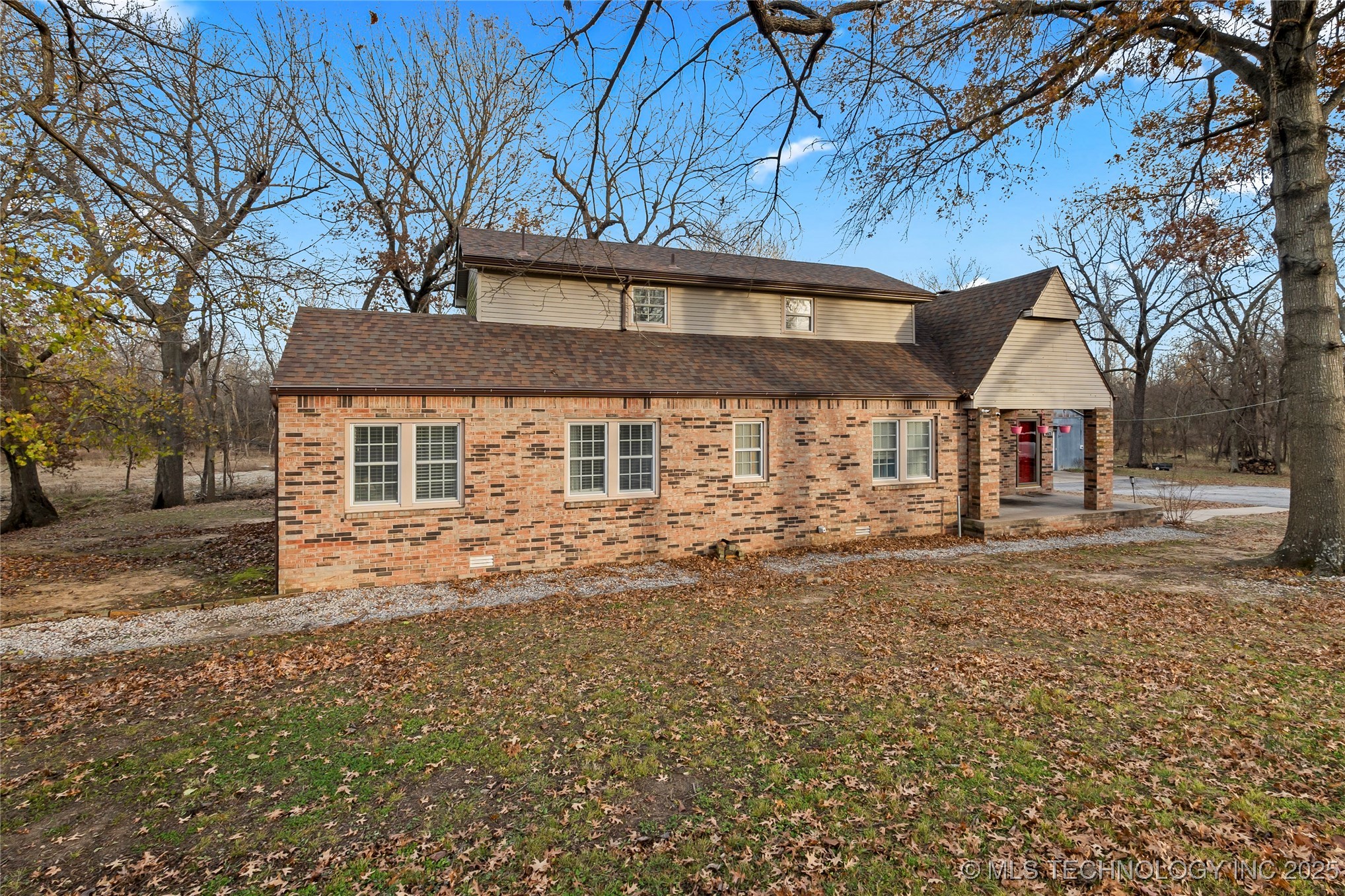 9601 N 89th East Avenue Property Photo 12