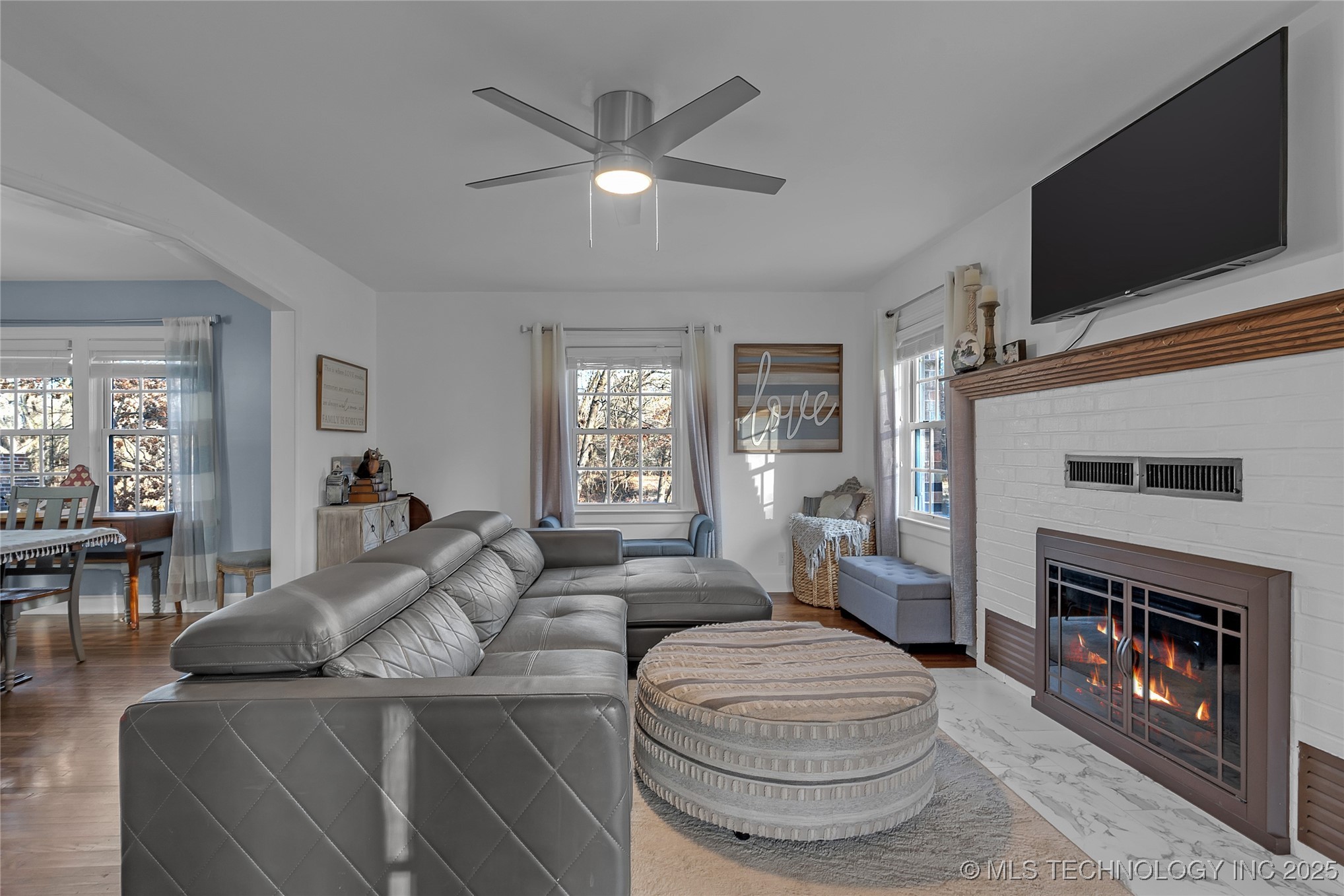 9601 N 89th East Avenue Property Photo 17