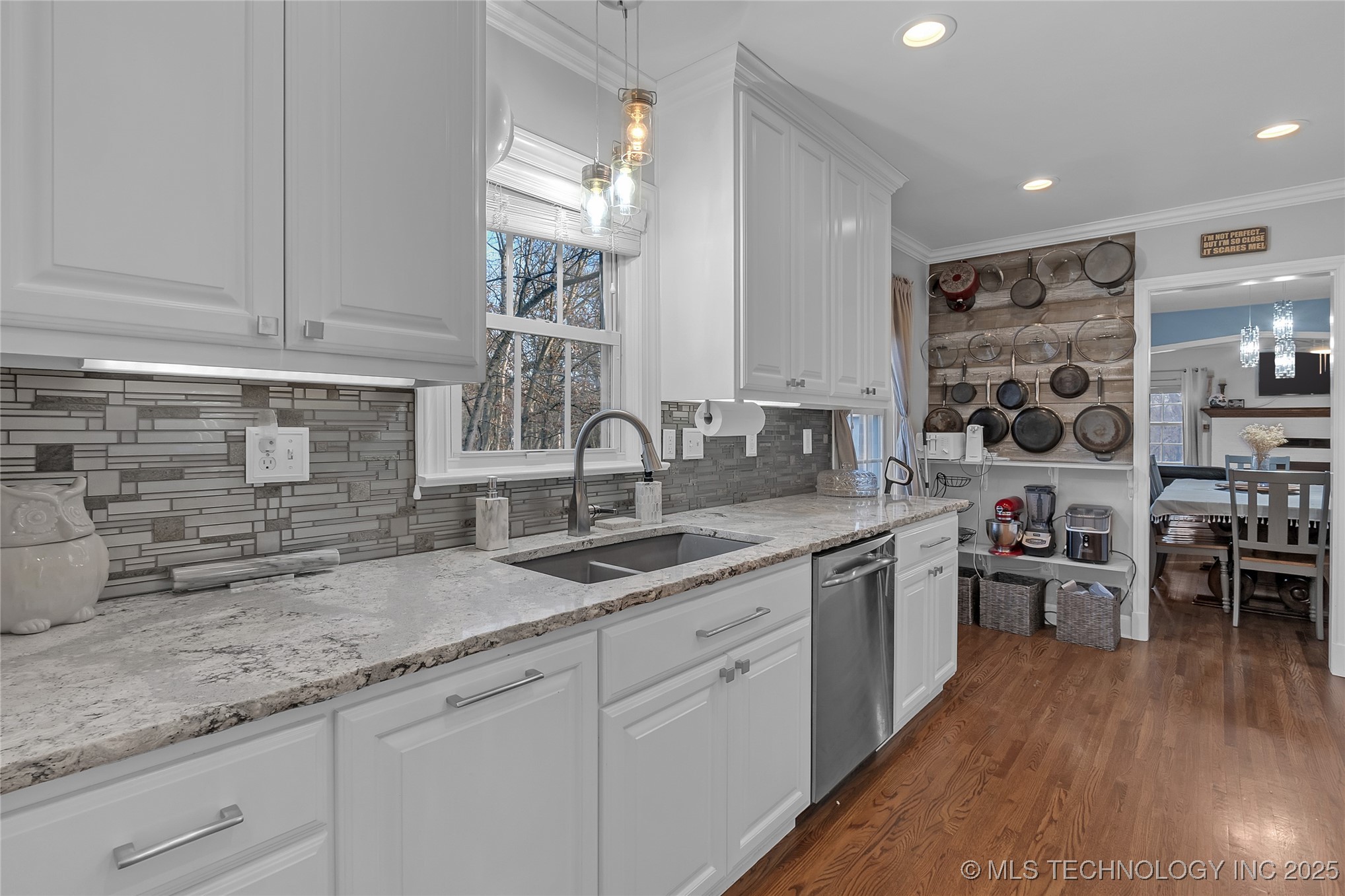 9601 N 89th East Avenue Property Photo 33