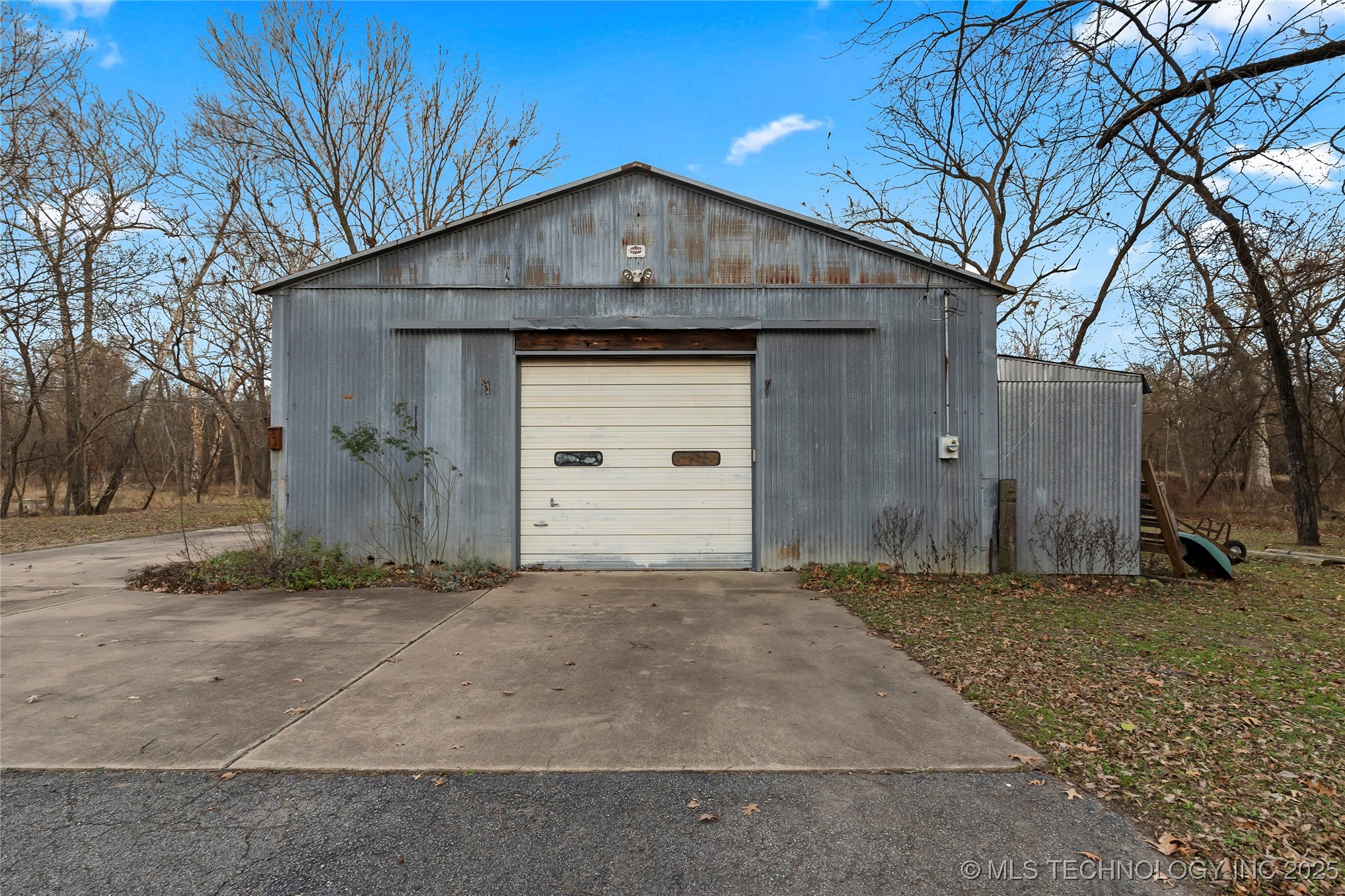 9601 N 89th East Avenue Property Photo 61