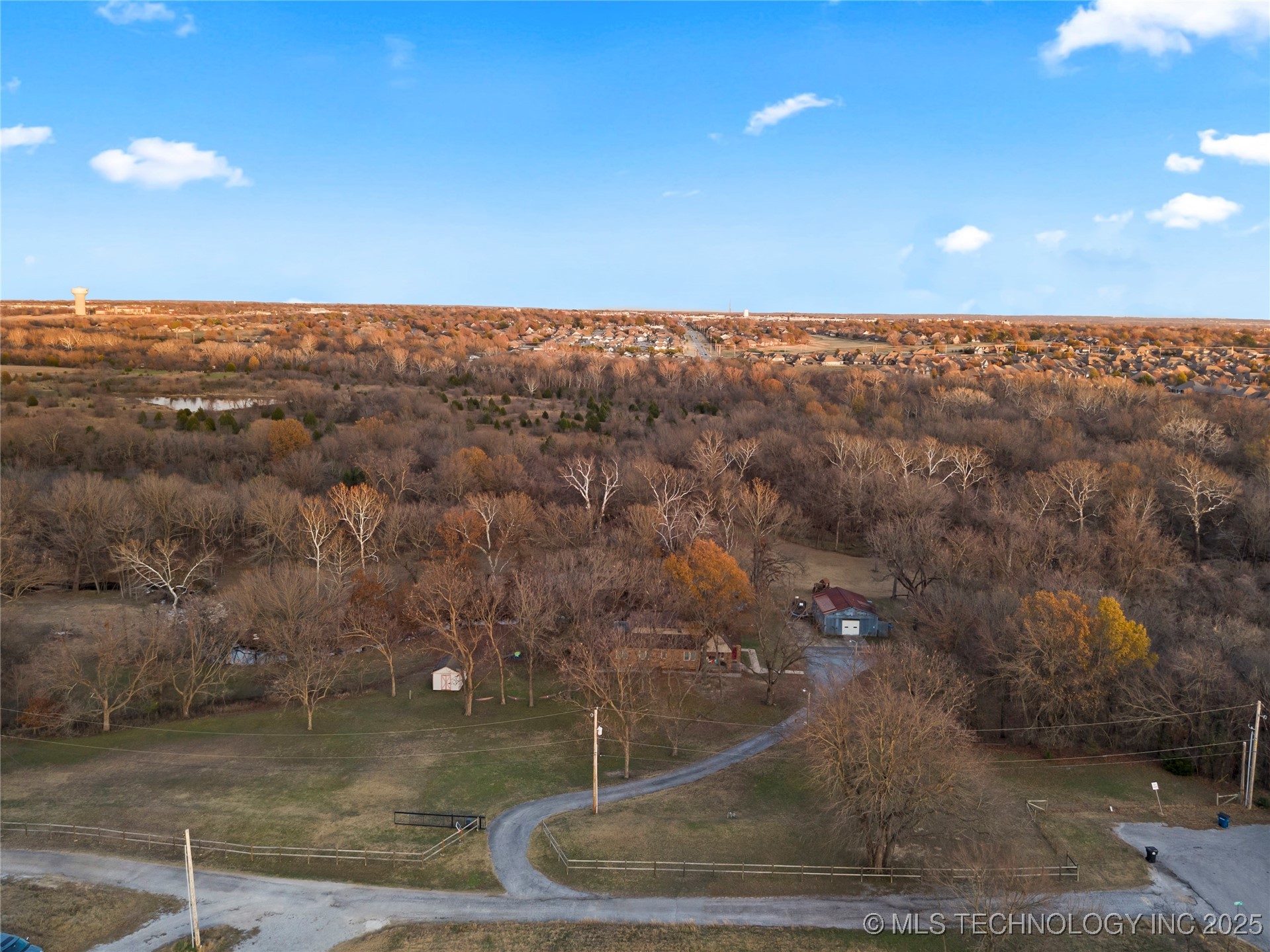 9601 N 89th East Avenue Property Photo 64
