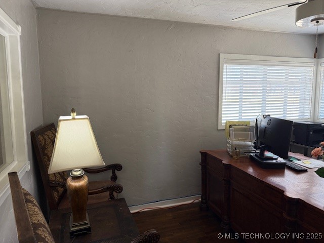 804 12th Nw Property Photo 14