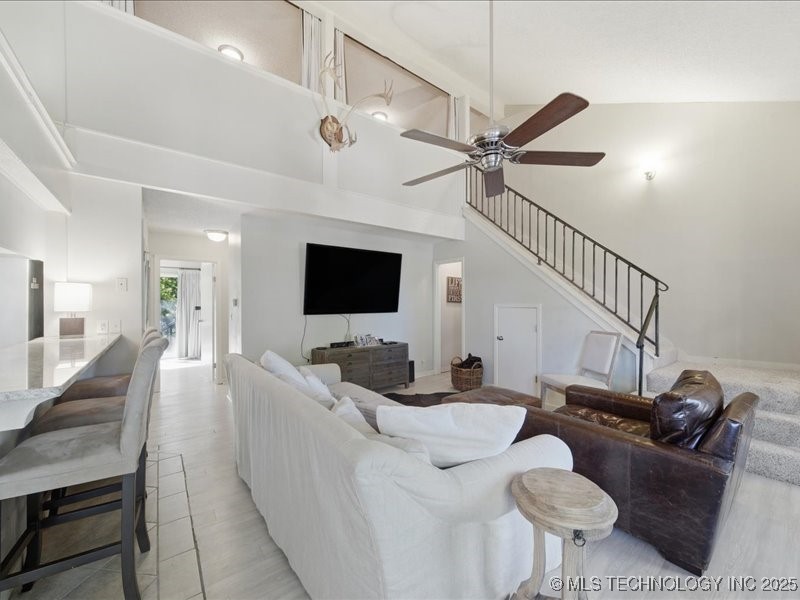 450779 E 341 Road #52 Property Photo 2