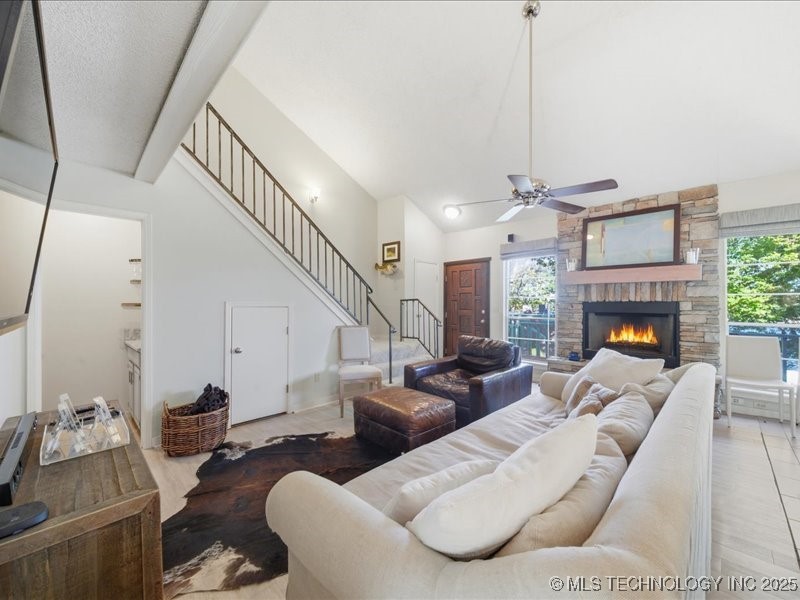 450779 E 341 Road #52 Property Photo 3