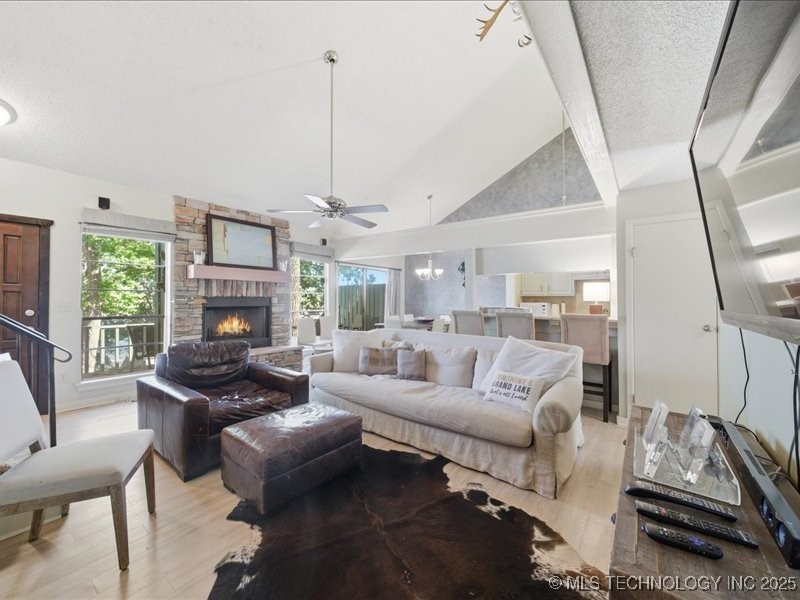 450779 E 341 Road #52 Property Photo 4