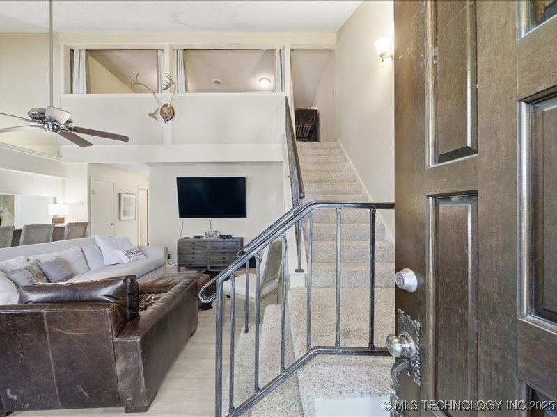 450779 E 341 Road #52 Property Photo 8