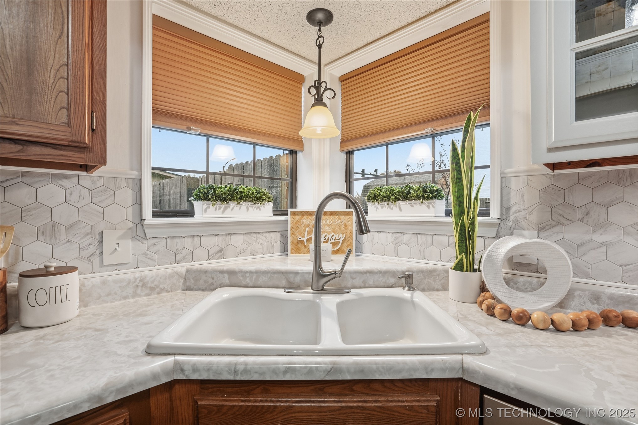 12508 E 76th Place North Property Photo 18