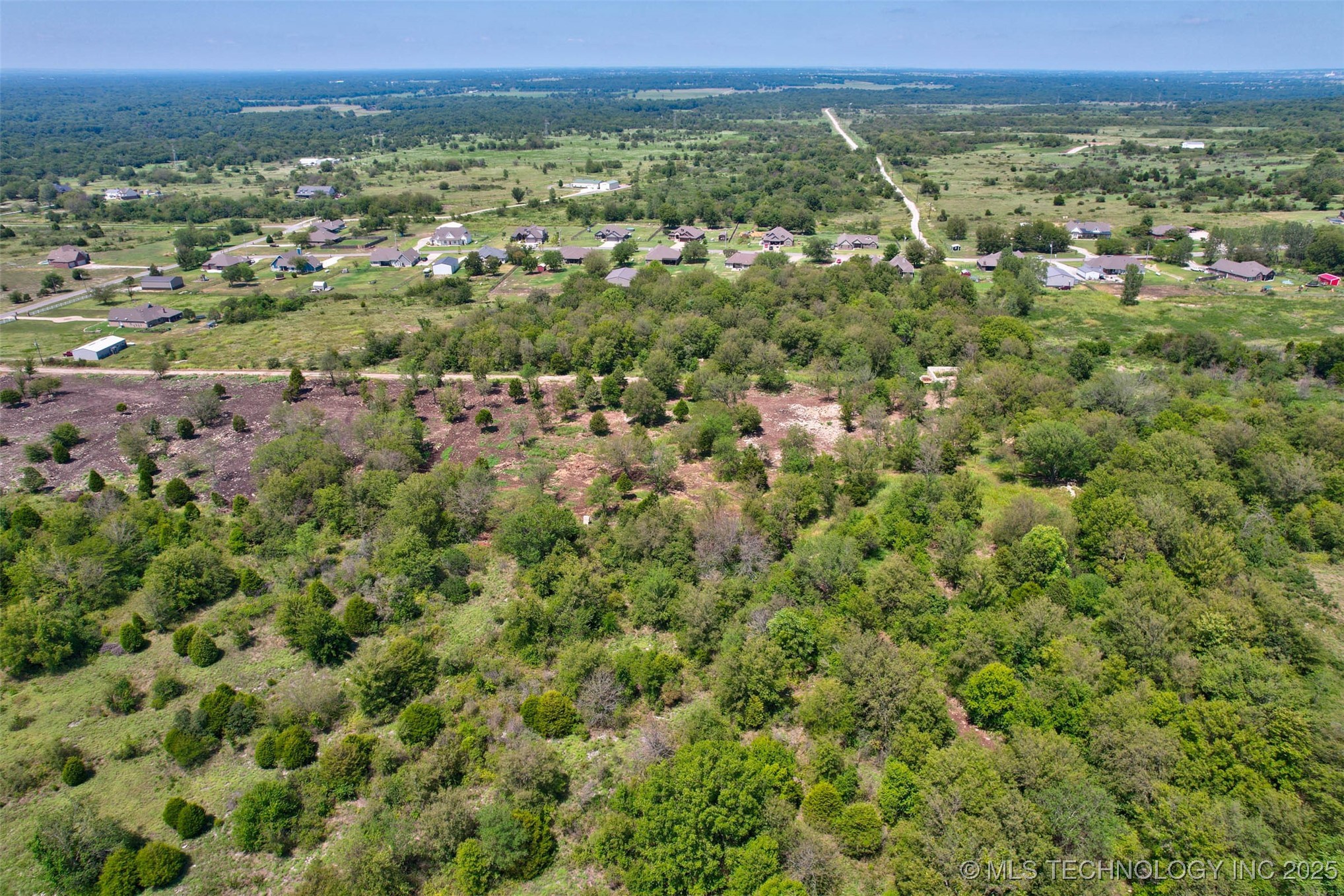 13247 Hobbs Creek Drive Property Photo 5
