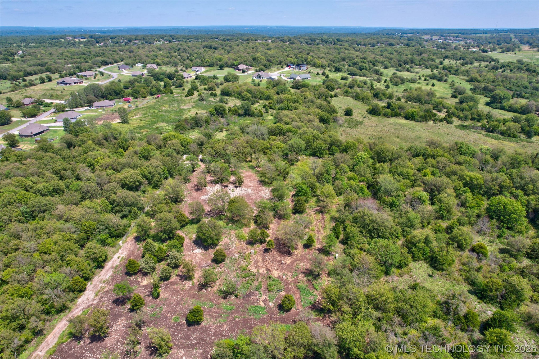 13247 Hobbs Creek Drive Property Photo 6