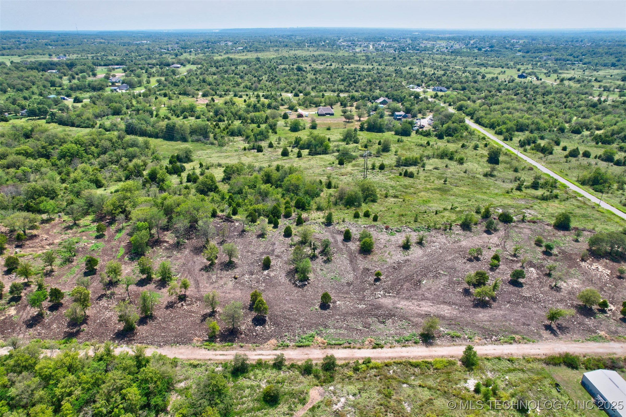 13247 Hobbs Creek Drive Property Photo 9