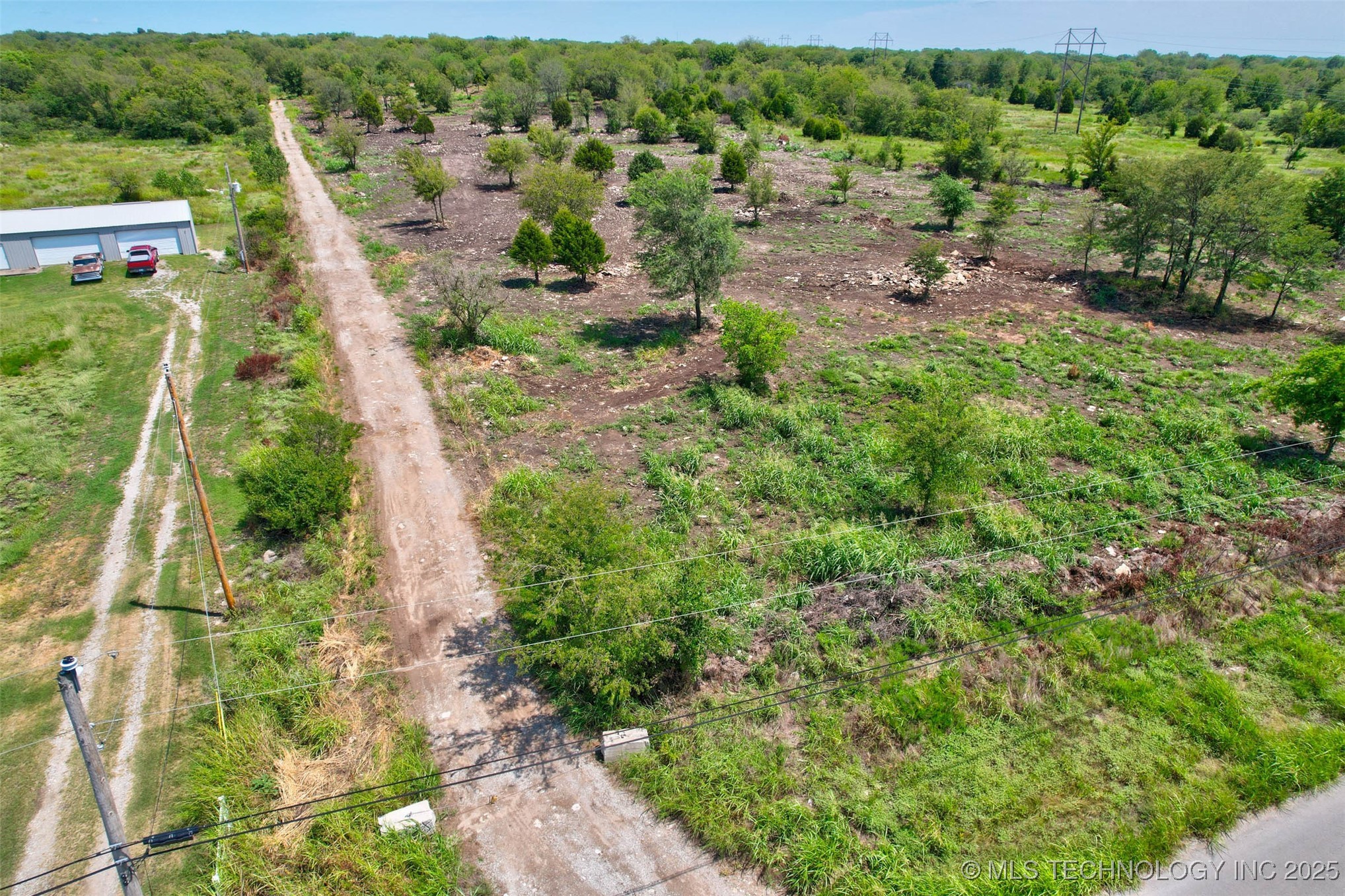 13247 Hobbs Creek Drive Property Photo 17