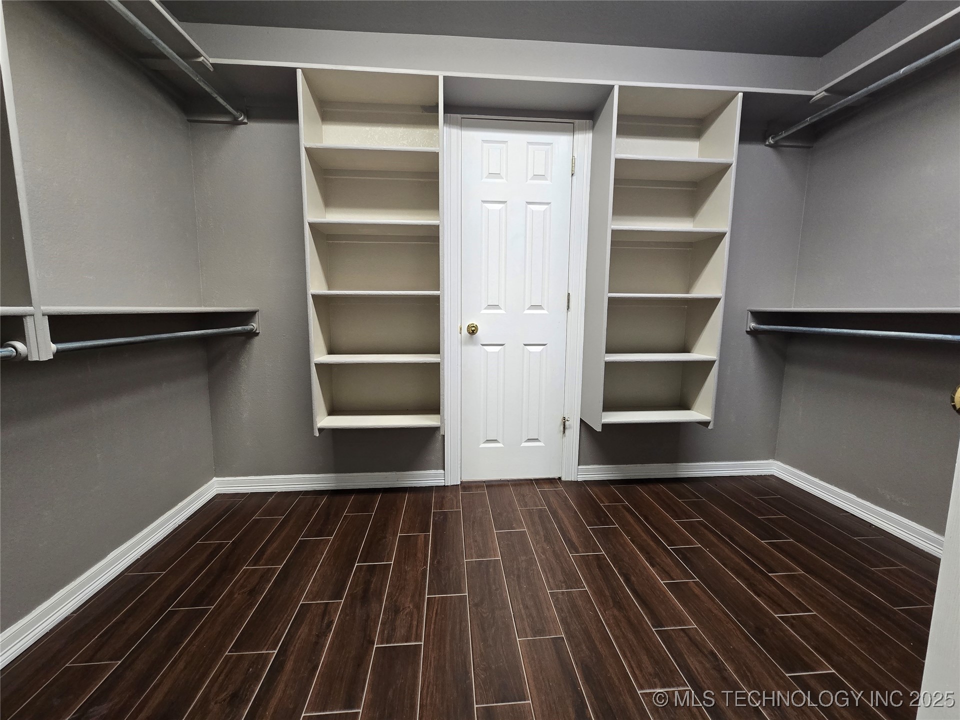 8704 N 140th East Court Property Photo 9